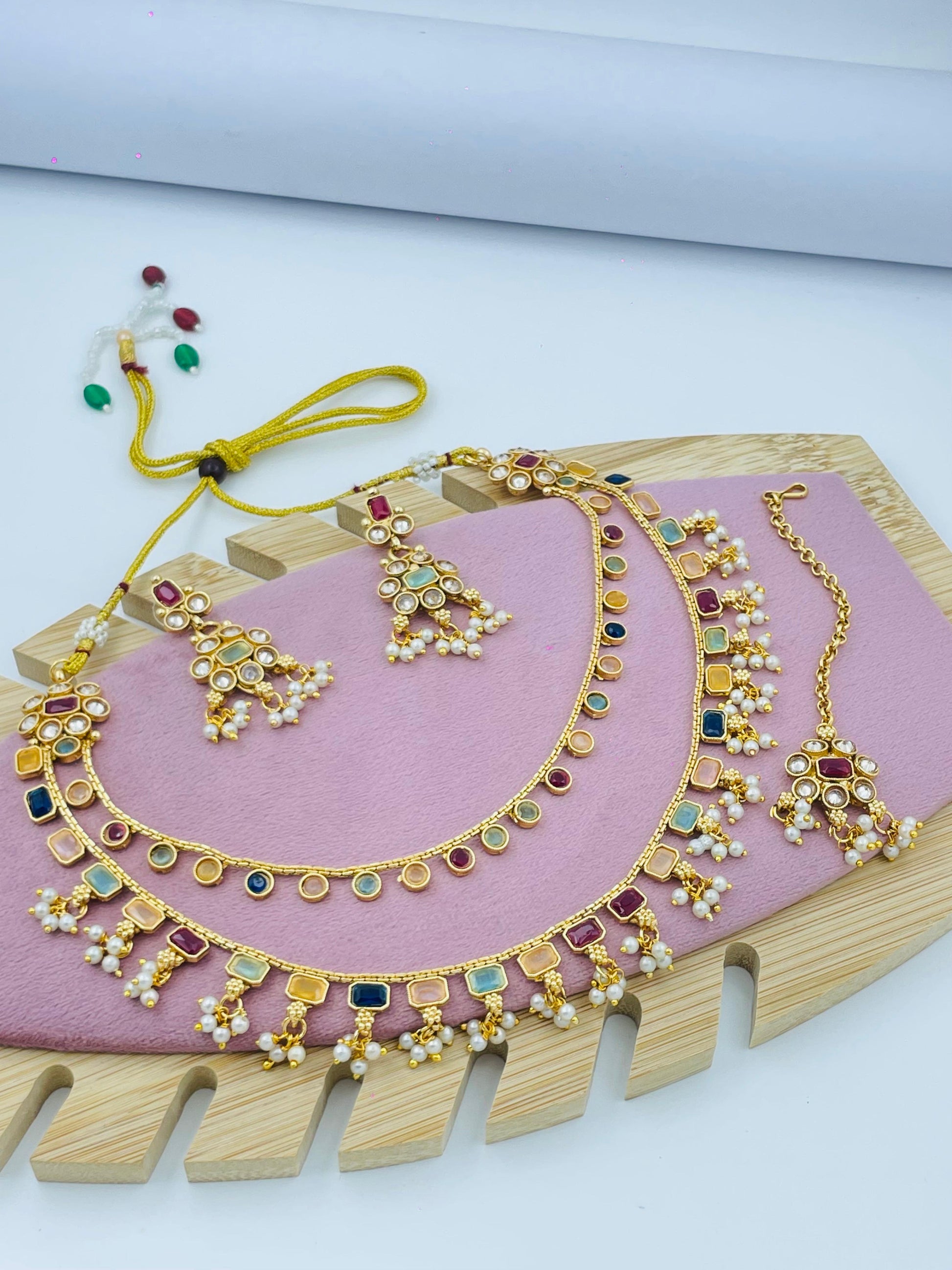 Traditional Gold-Plated Necklace Sets with Pearls – Colorful Stones Collection