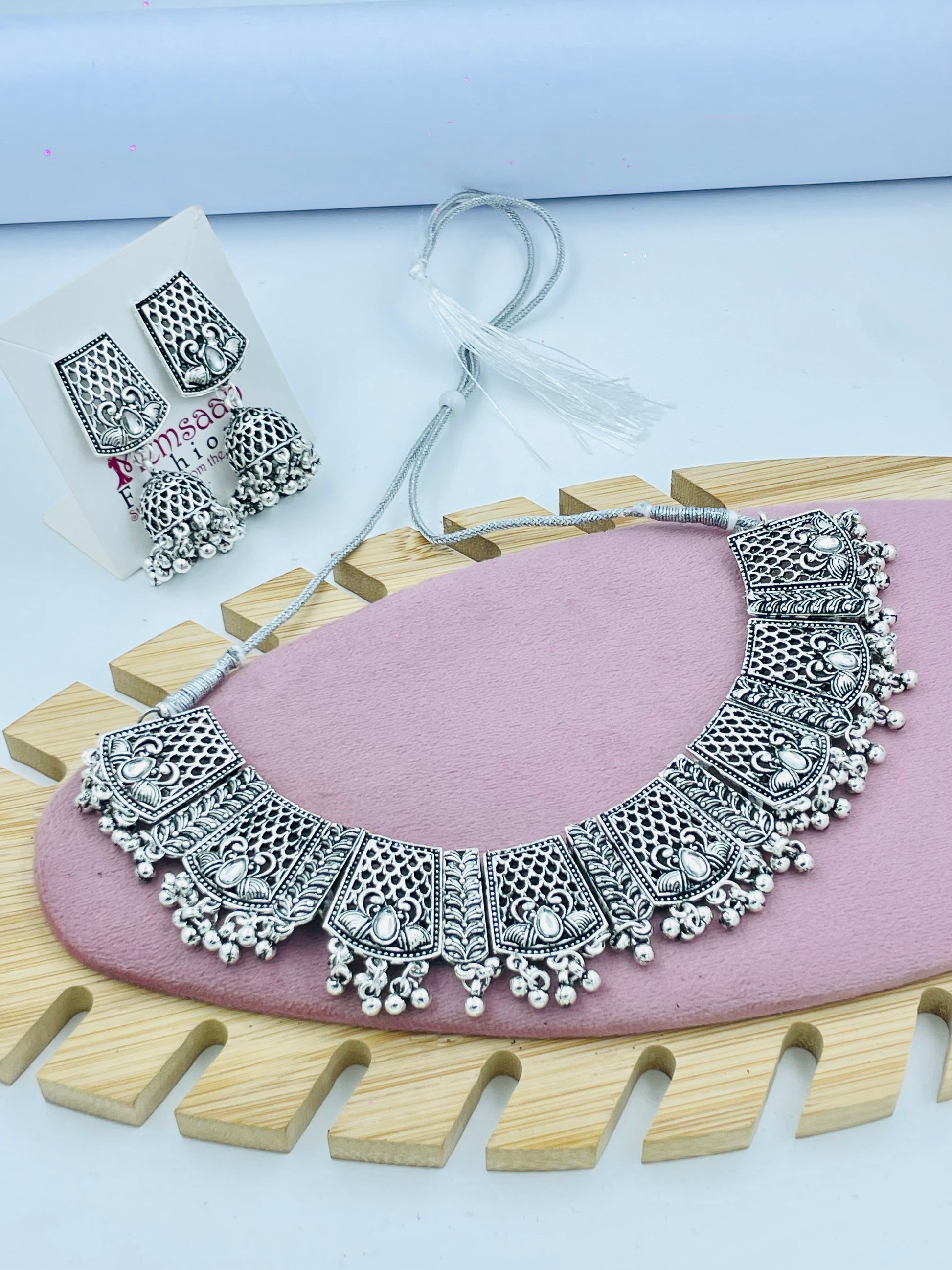 Exquisite Silver Plated Tribal Necklace and Earrings Set