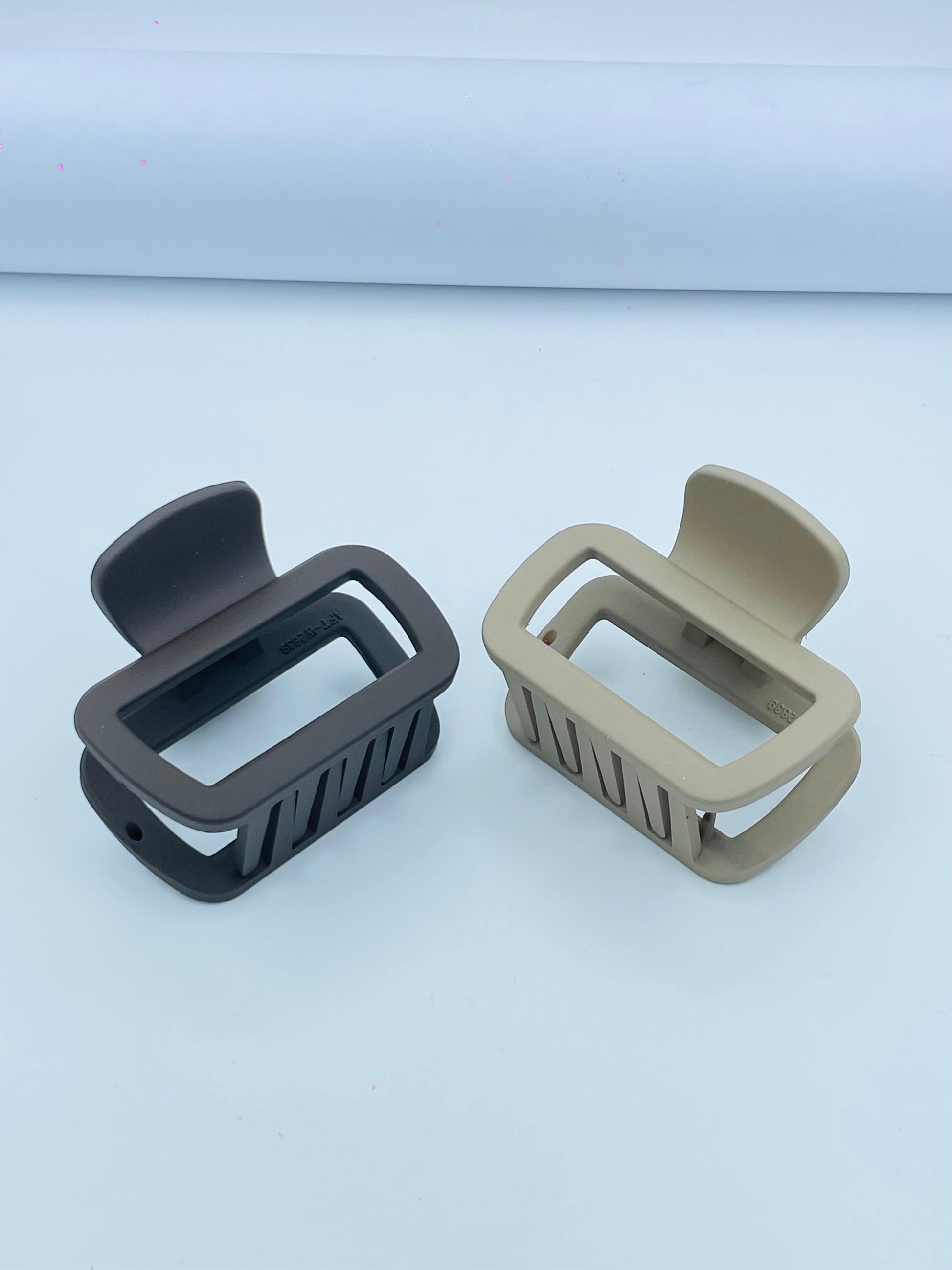 2-Piece Matte Rectangle Hair Claw Clip Set – Brown & Beige | Classic Neutral Combo