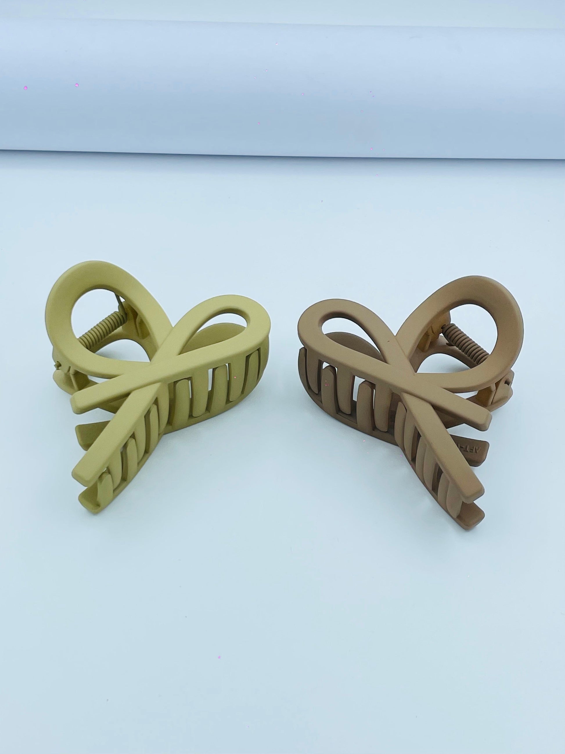 2-Piece Bow Hair Claw Clip Set – Mustard Yellow & Mocha Brown | Matte Finish Clips