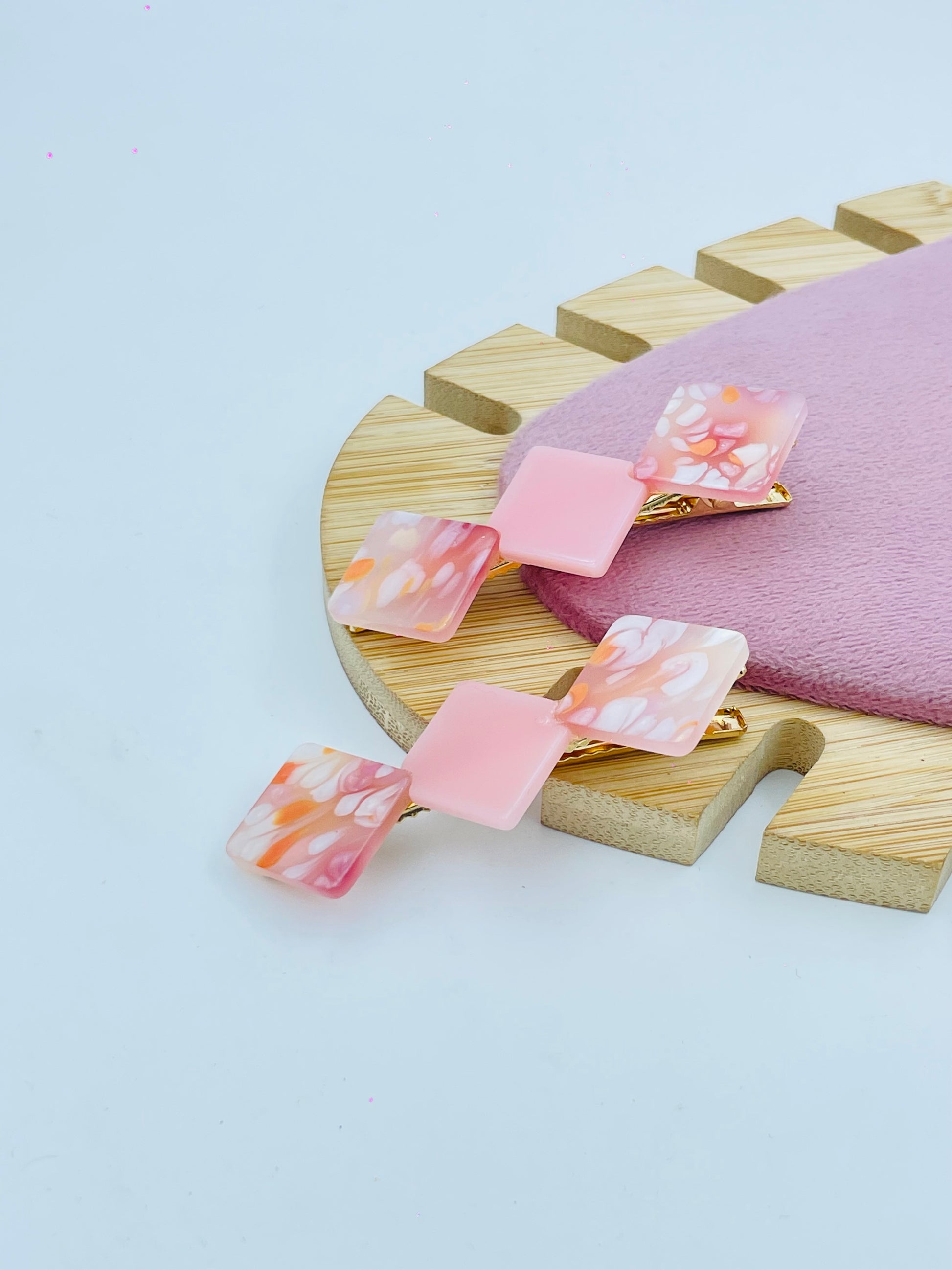 Stylish Pink and White Tortoise Shell Hair Clips Set of 2