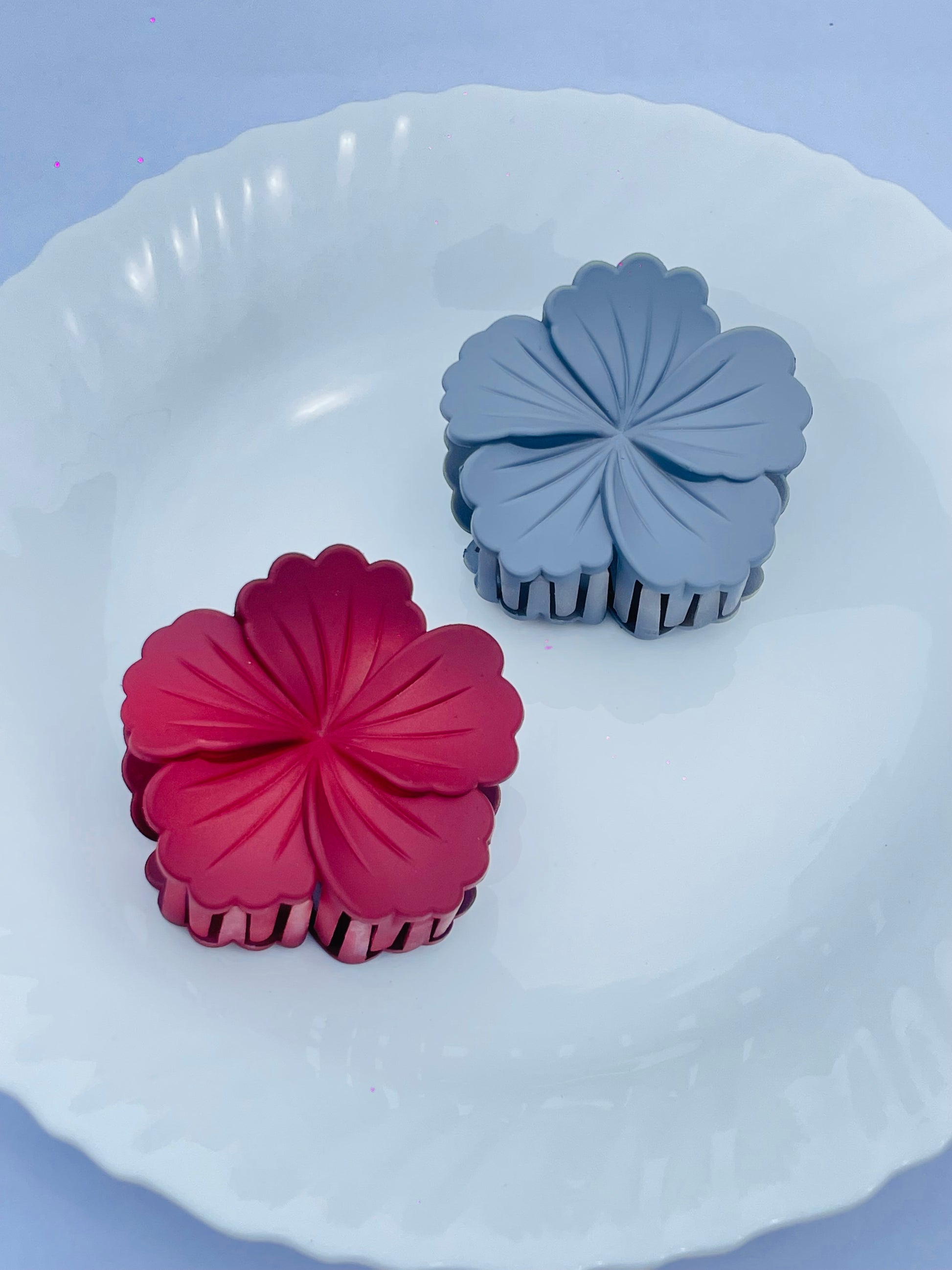 Flower Silicone Baking Molds Elegant Bakeware Set of 2 colors