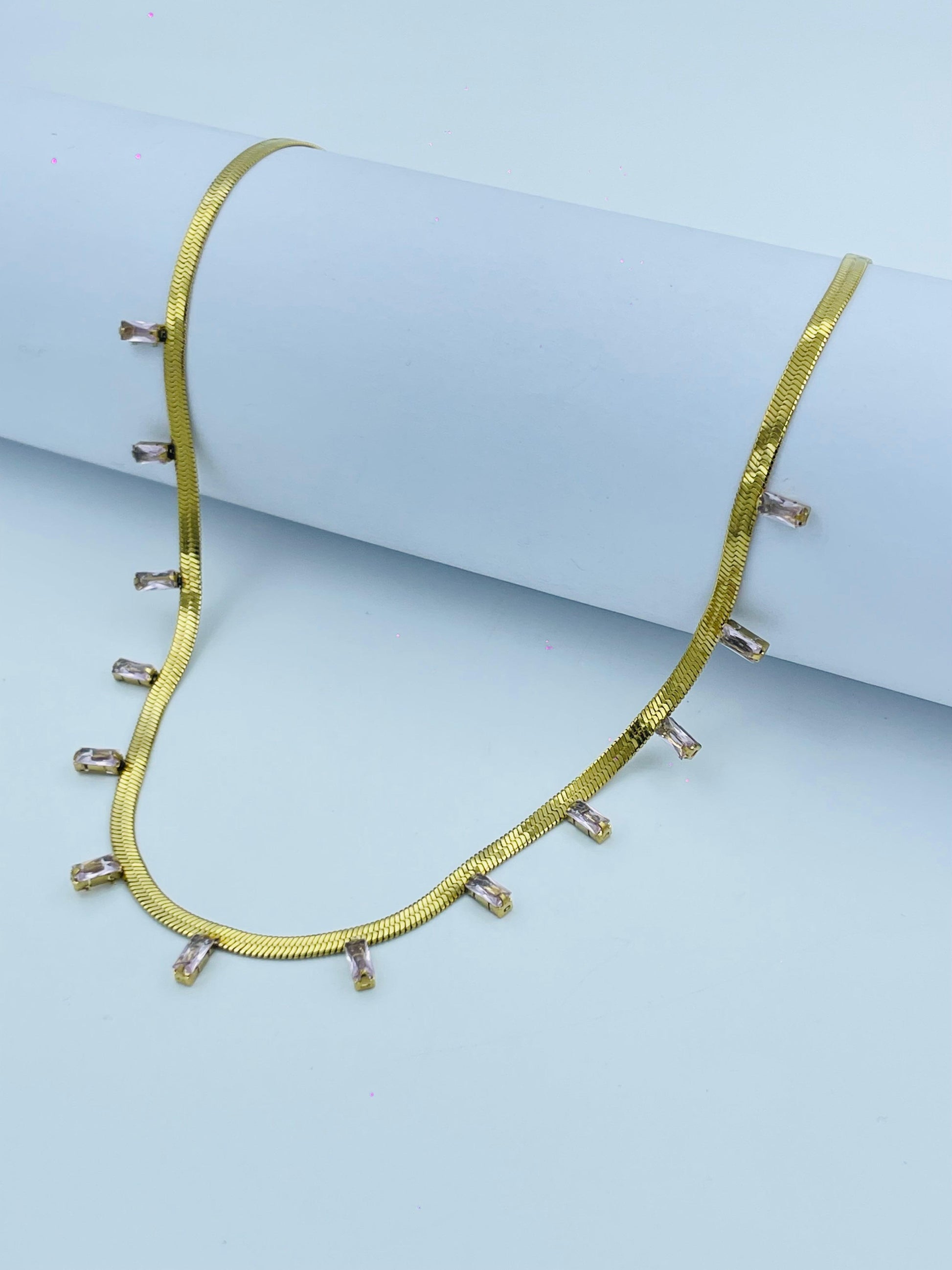 Modern Gold Flat Chain Necklace with Pink Baguette Charms – Subtle Statement Piece