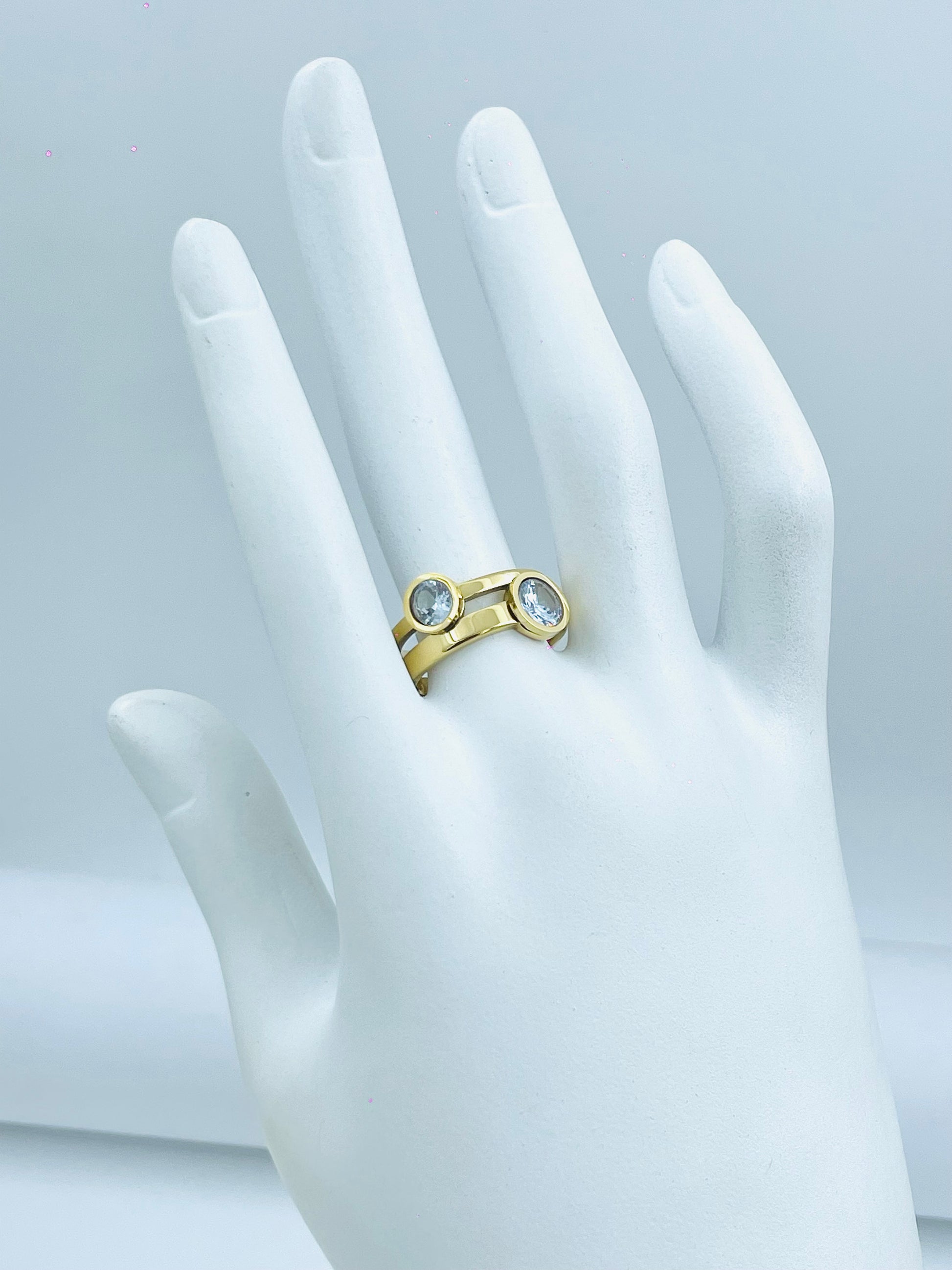 Elegant Gold Double Band Ring with Clear Stones