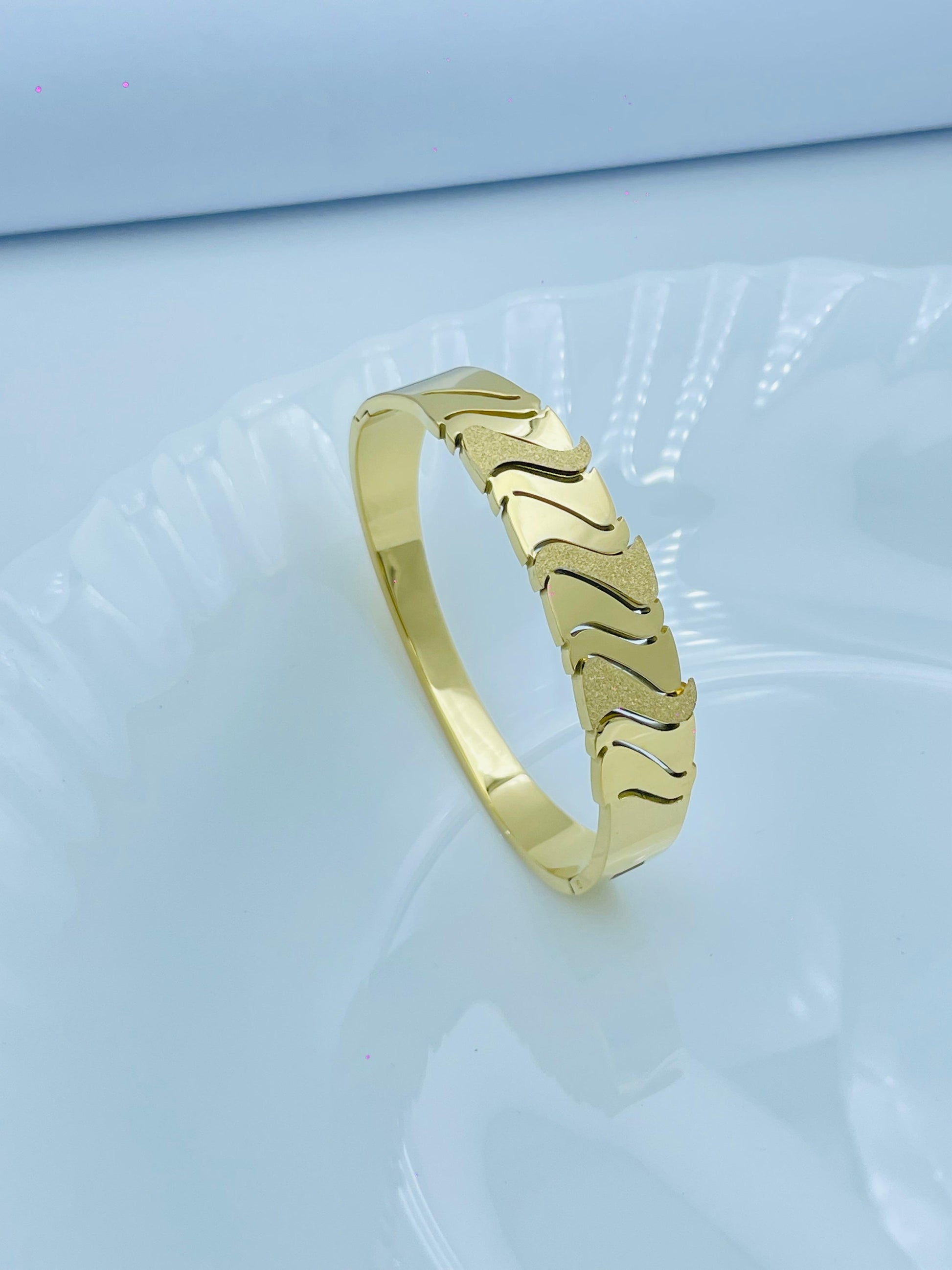 Textured Wave Design Gold Plated Bracelet for Women | Elegant Wristwear