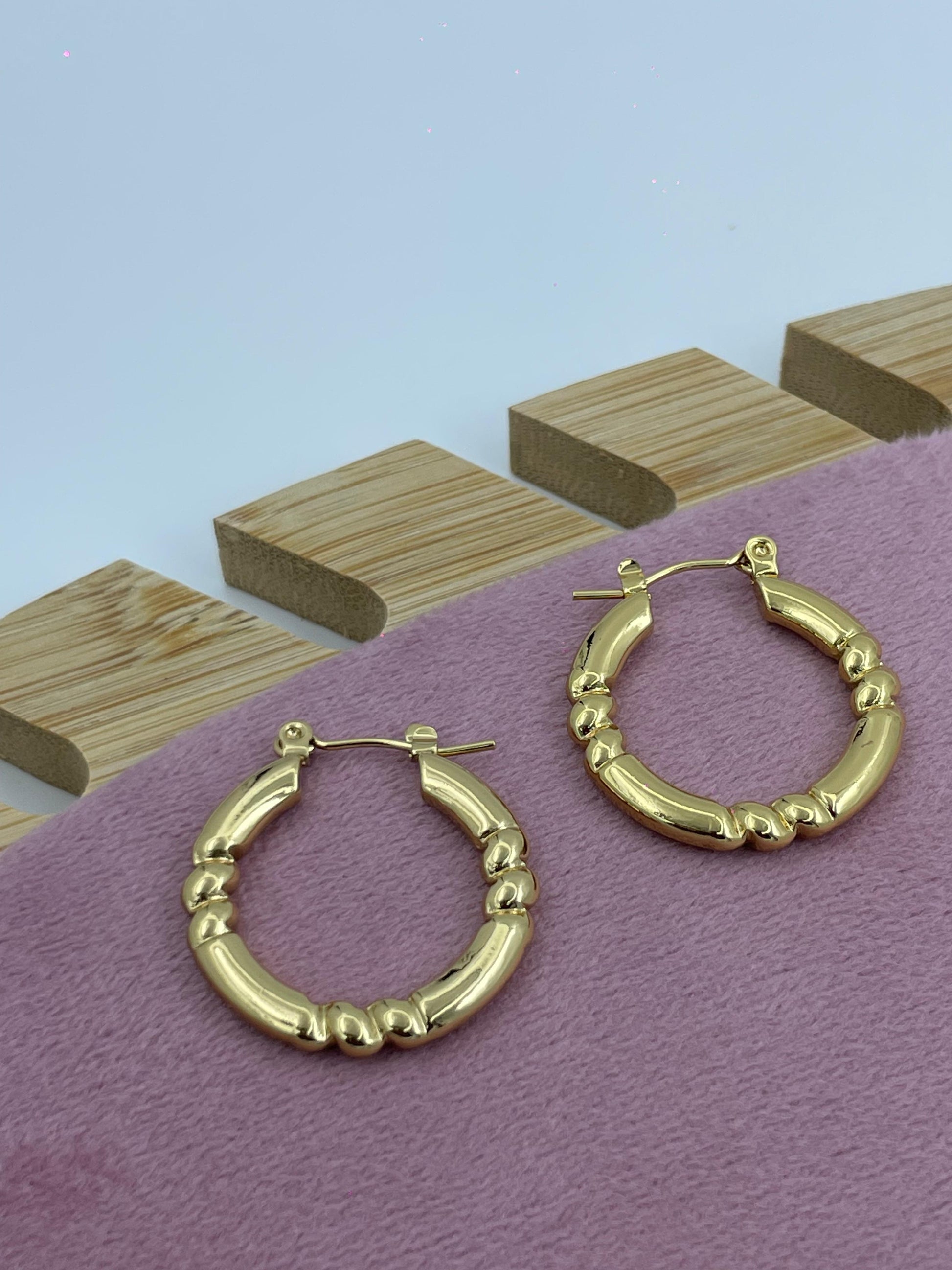 Chunky Bamboo-Style Gold Hoop Earrings – Bold & Timeless