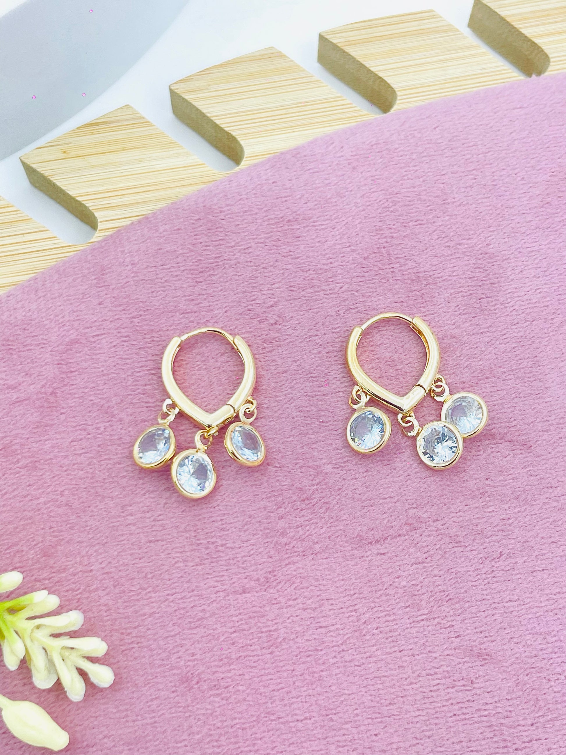 Elegant Gold Hoop Earrings with Clear Gemstones