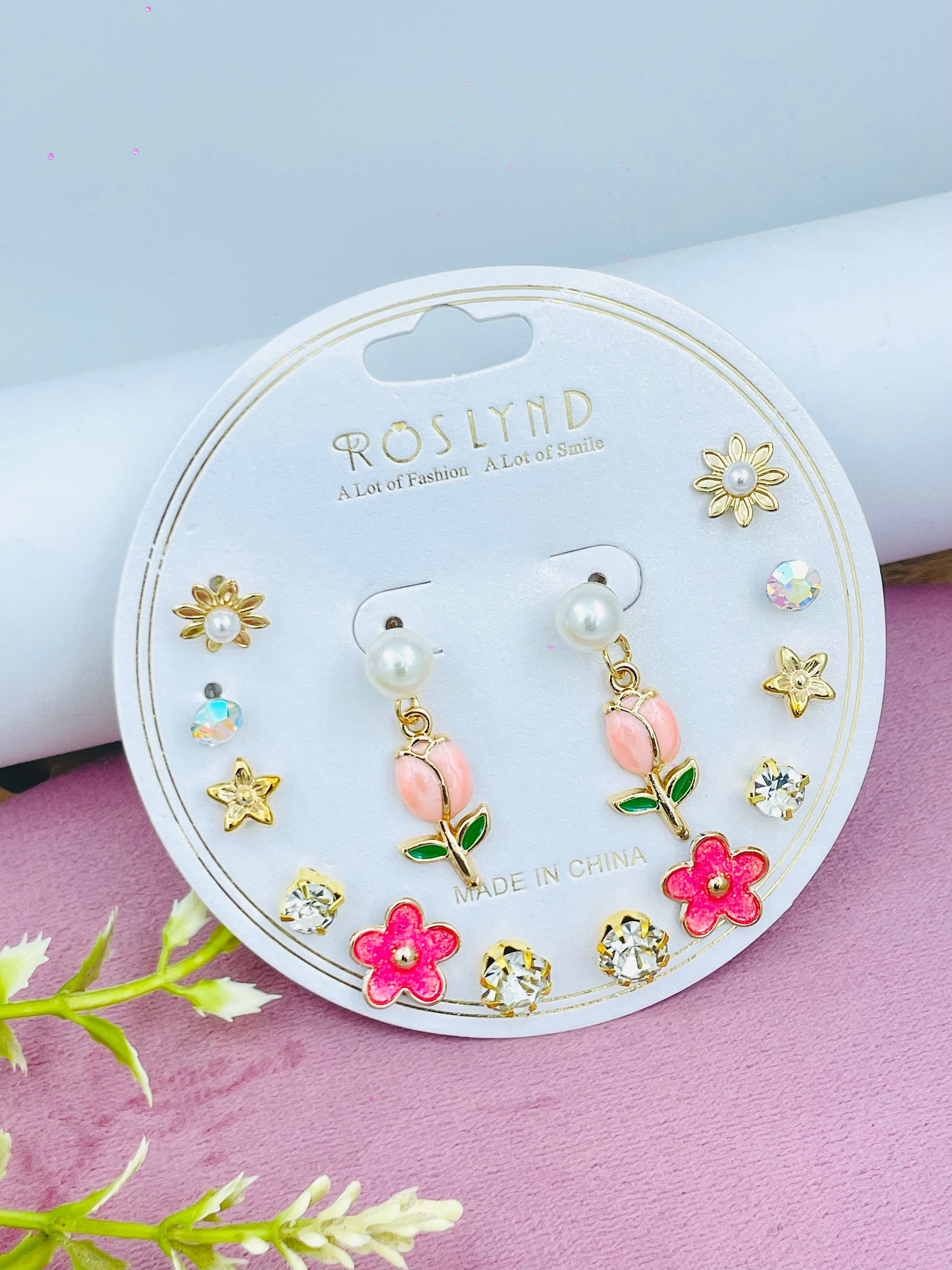 Stylish Flower and Pearl Earring Set