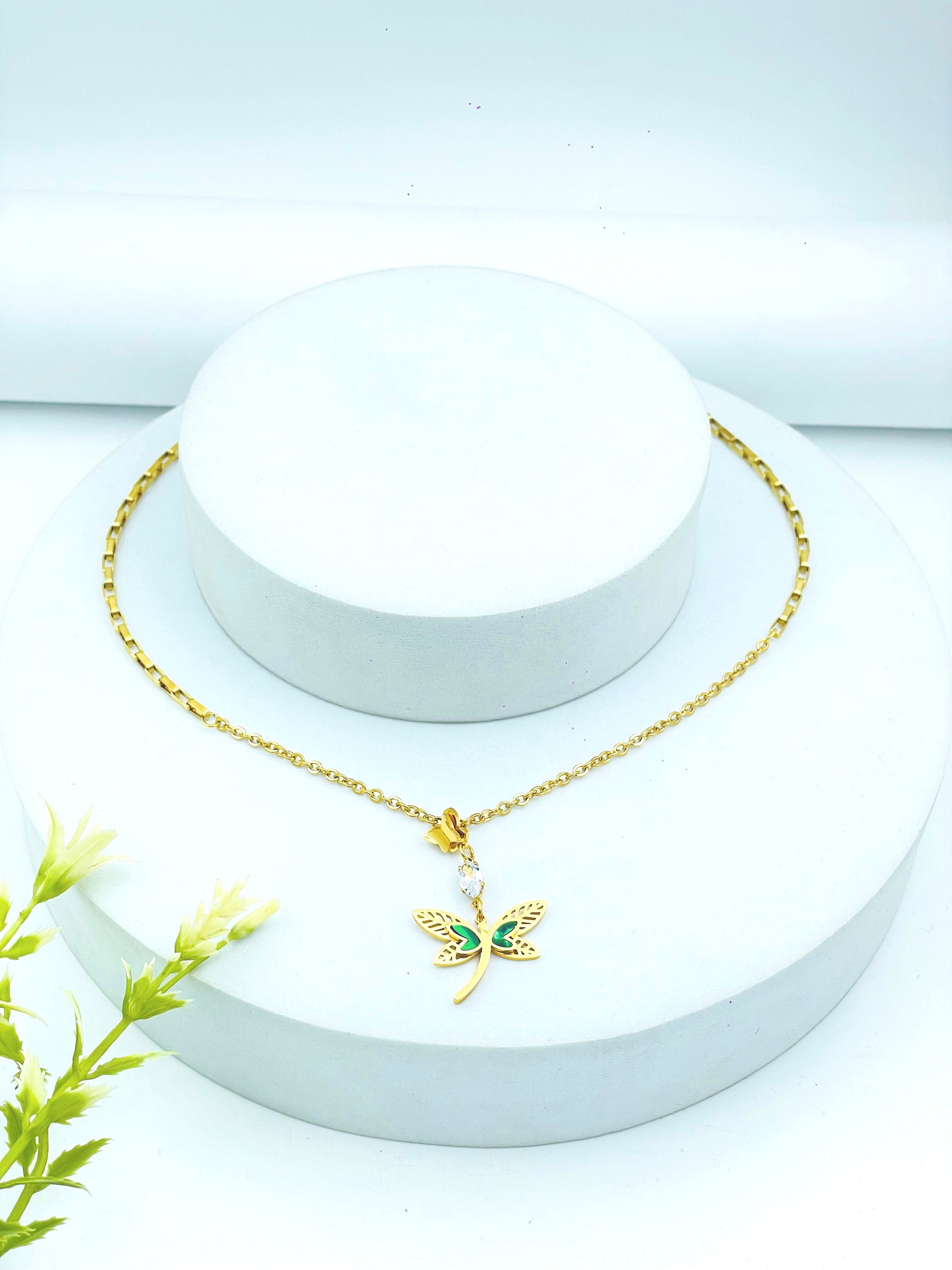 Elegant Gold Dragonfly Pendant Necklace