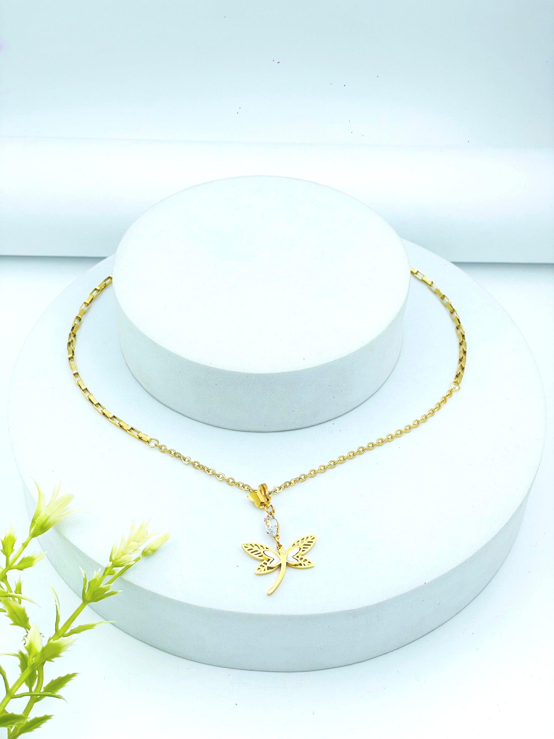 Elegant Gold Dragonfly Pendant Necklace