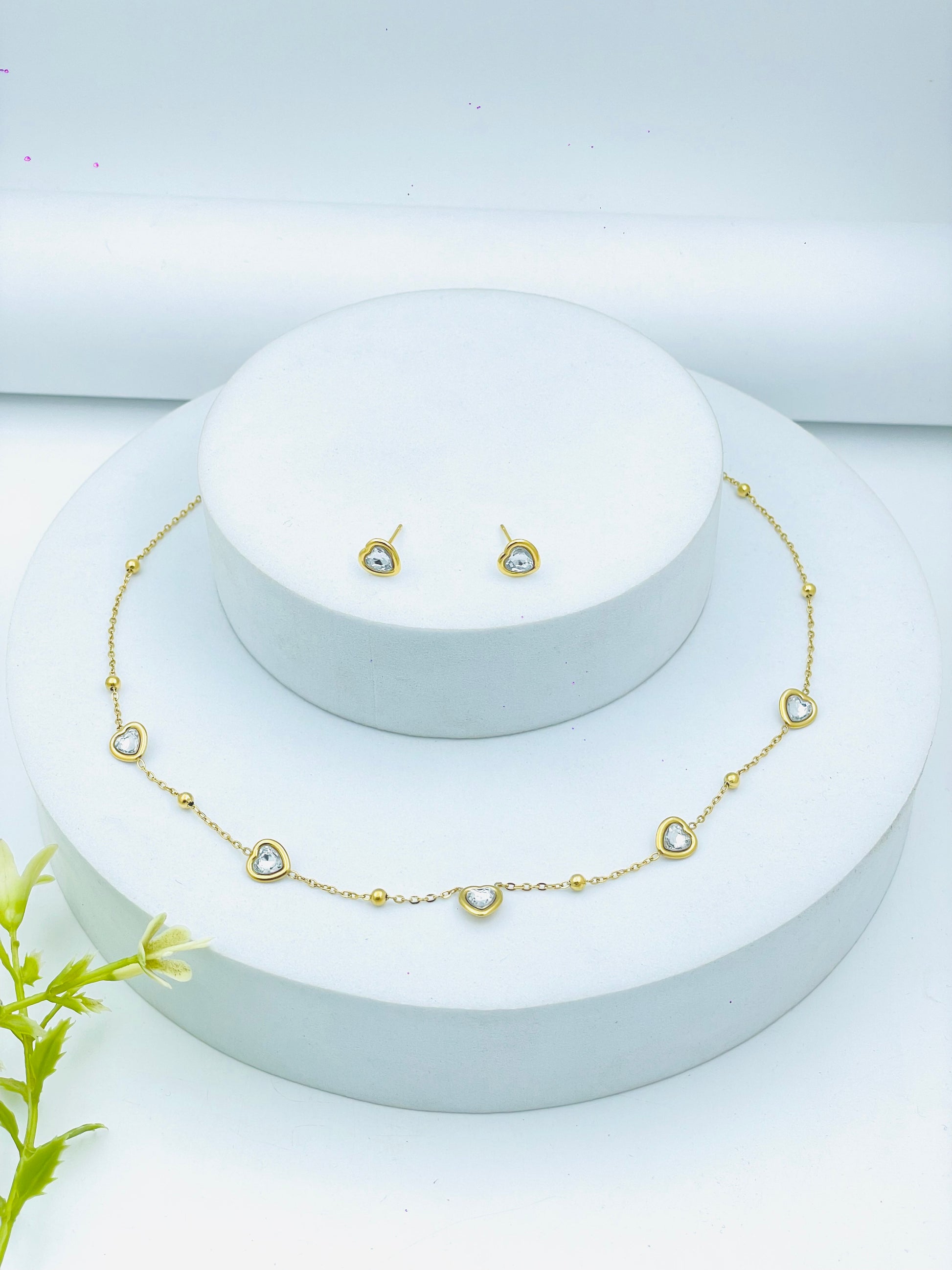 Elegant Gold Heart Jewelry Set