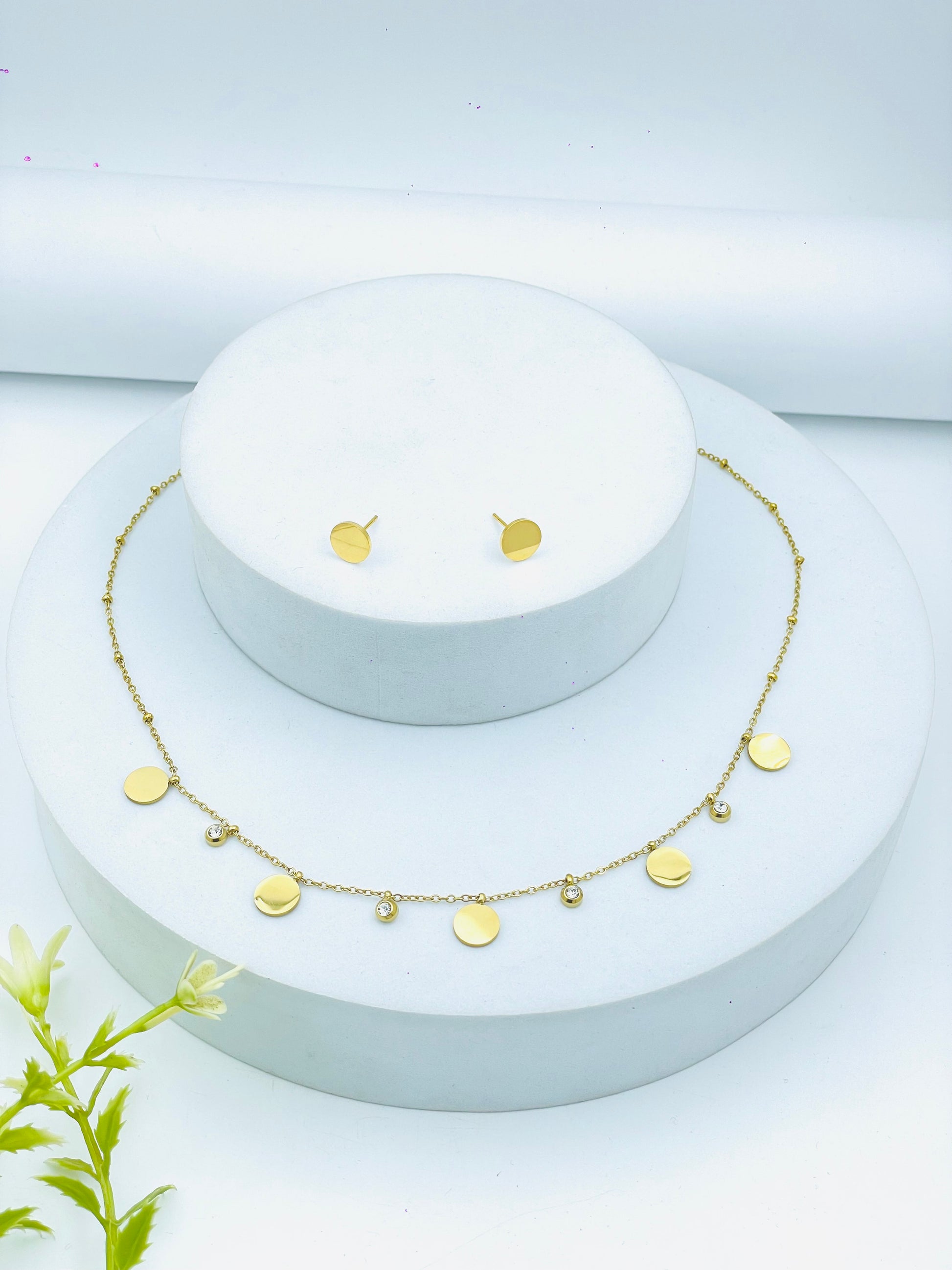Elegant Gold Disk Necklace and Earring Set