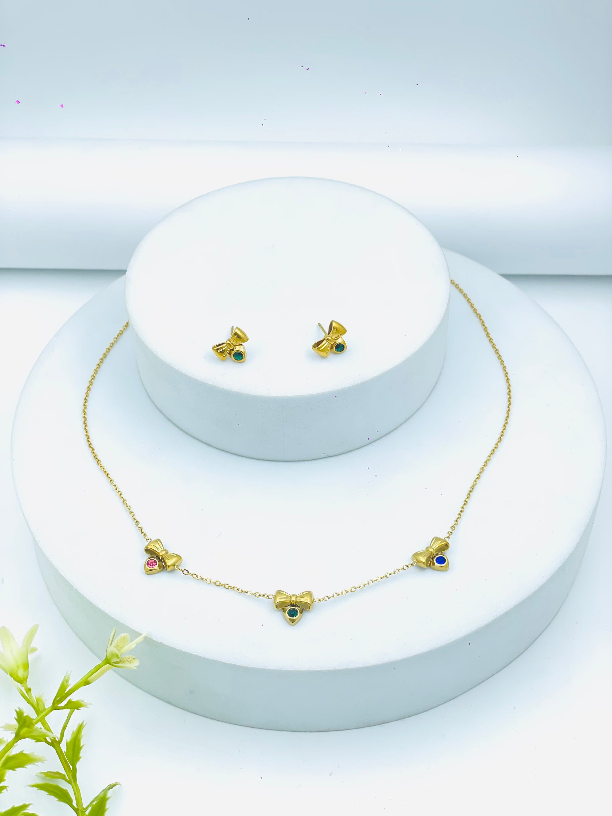 Elegant Gold Necklace and Earring Set with Colorful Stones