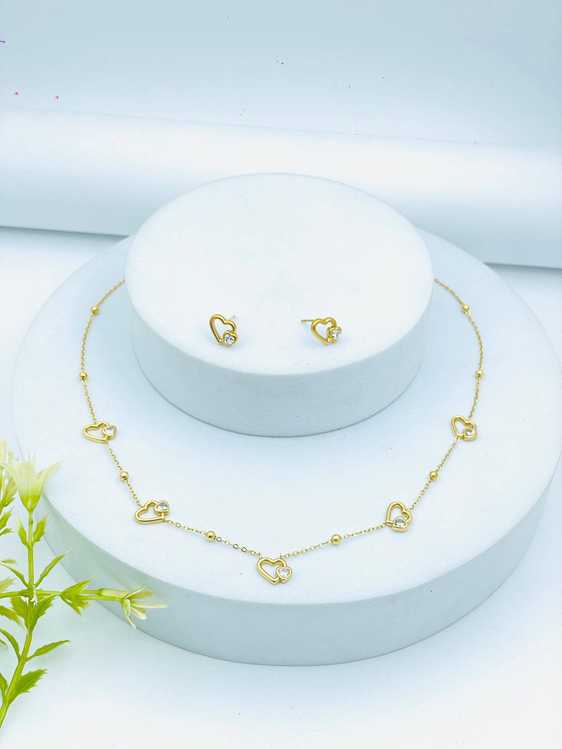 Elegant Gold Heart Necklace and Earrings Set