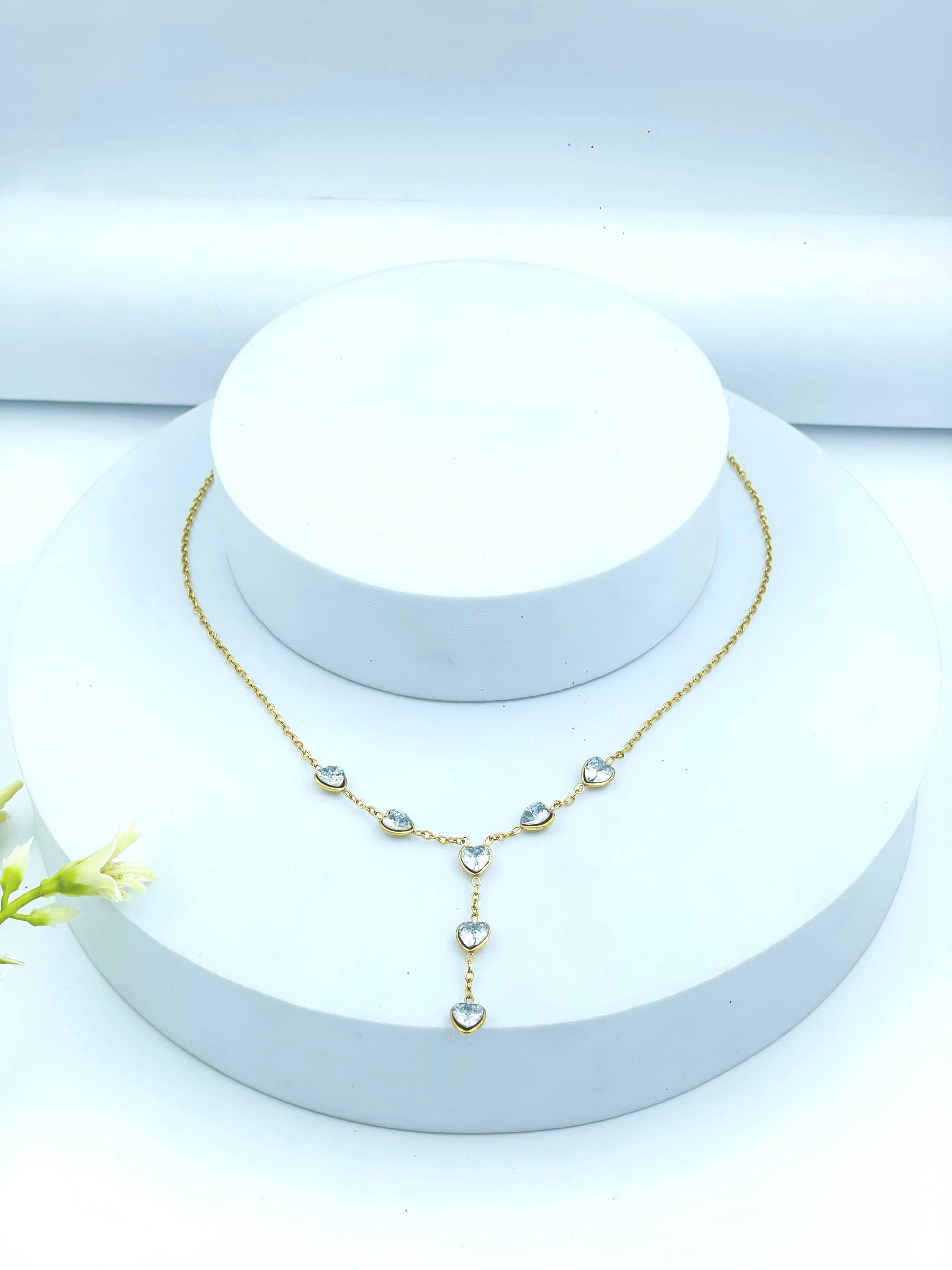 Elegant Gold Heart Necklace with Crystal Accents