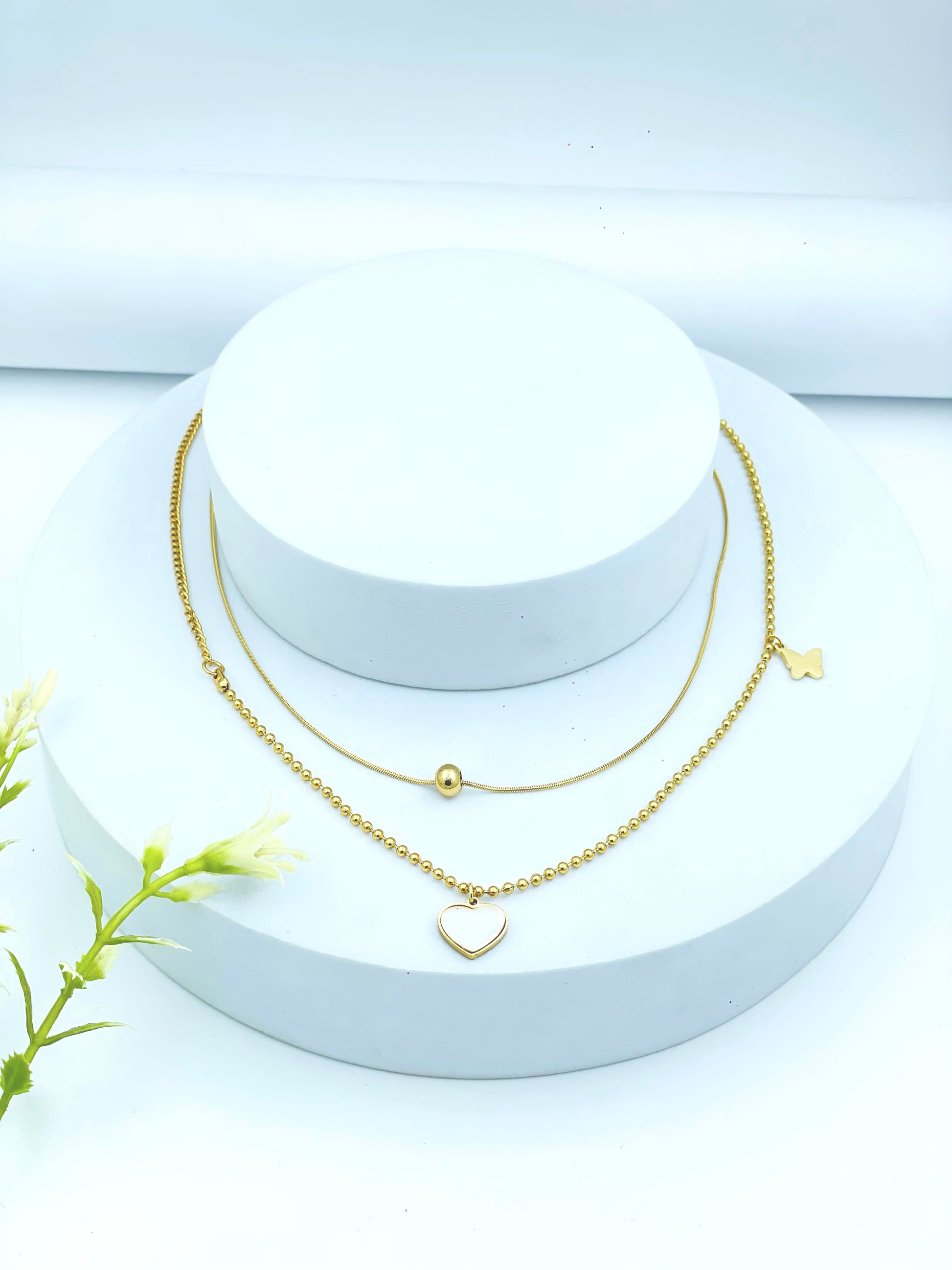 Elegant Gold Layered Necklace Set
