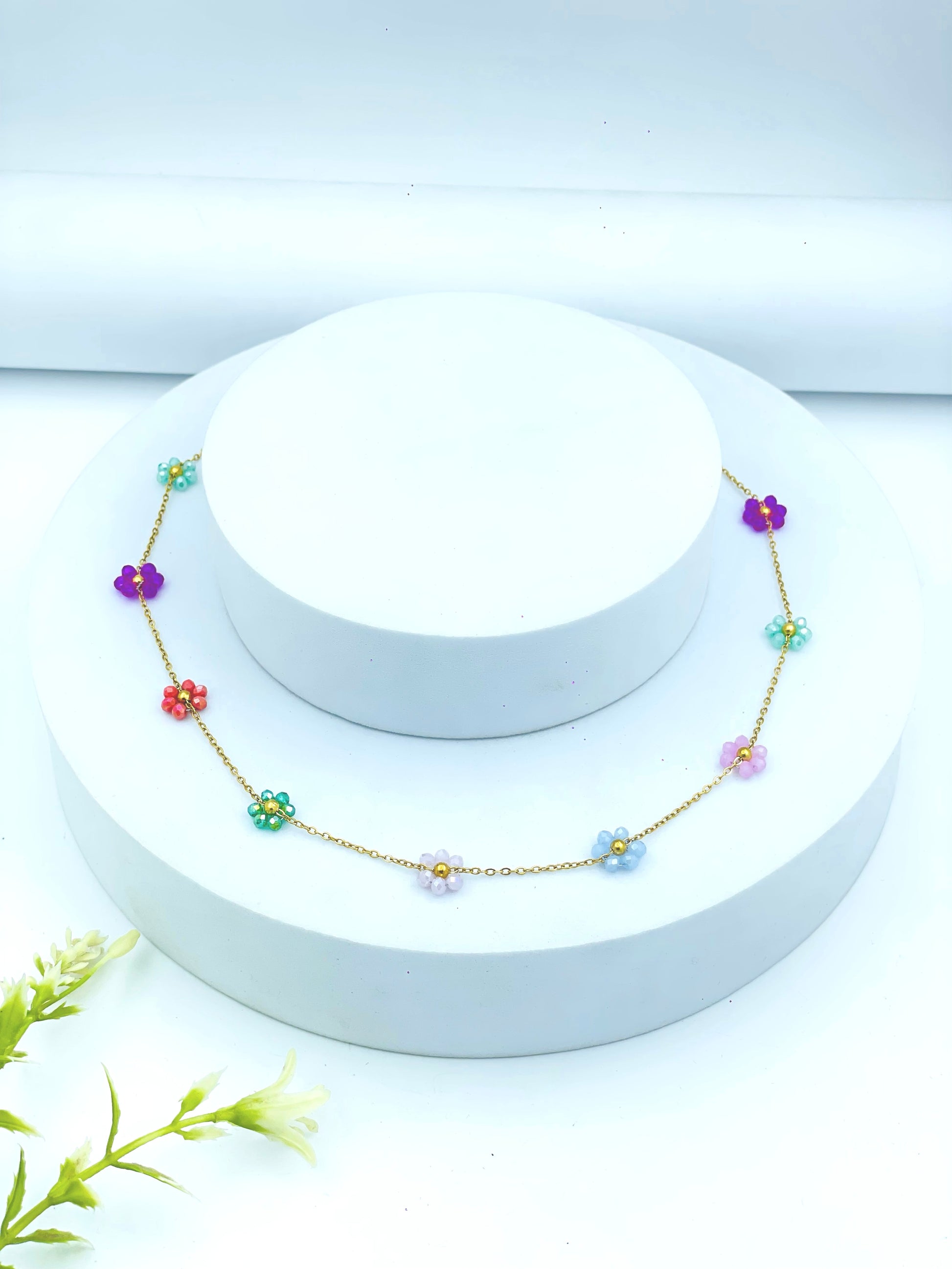 Stylish Colorful Floral Chain Necklace for Women
