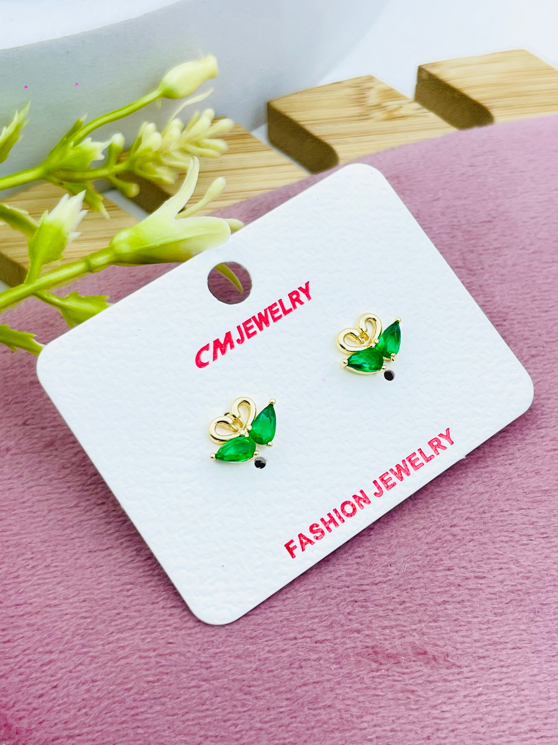 Elegant Gold and Green Heart Earrings  . Jewelry