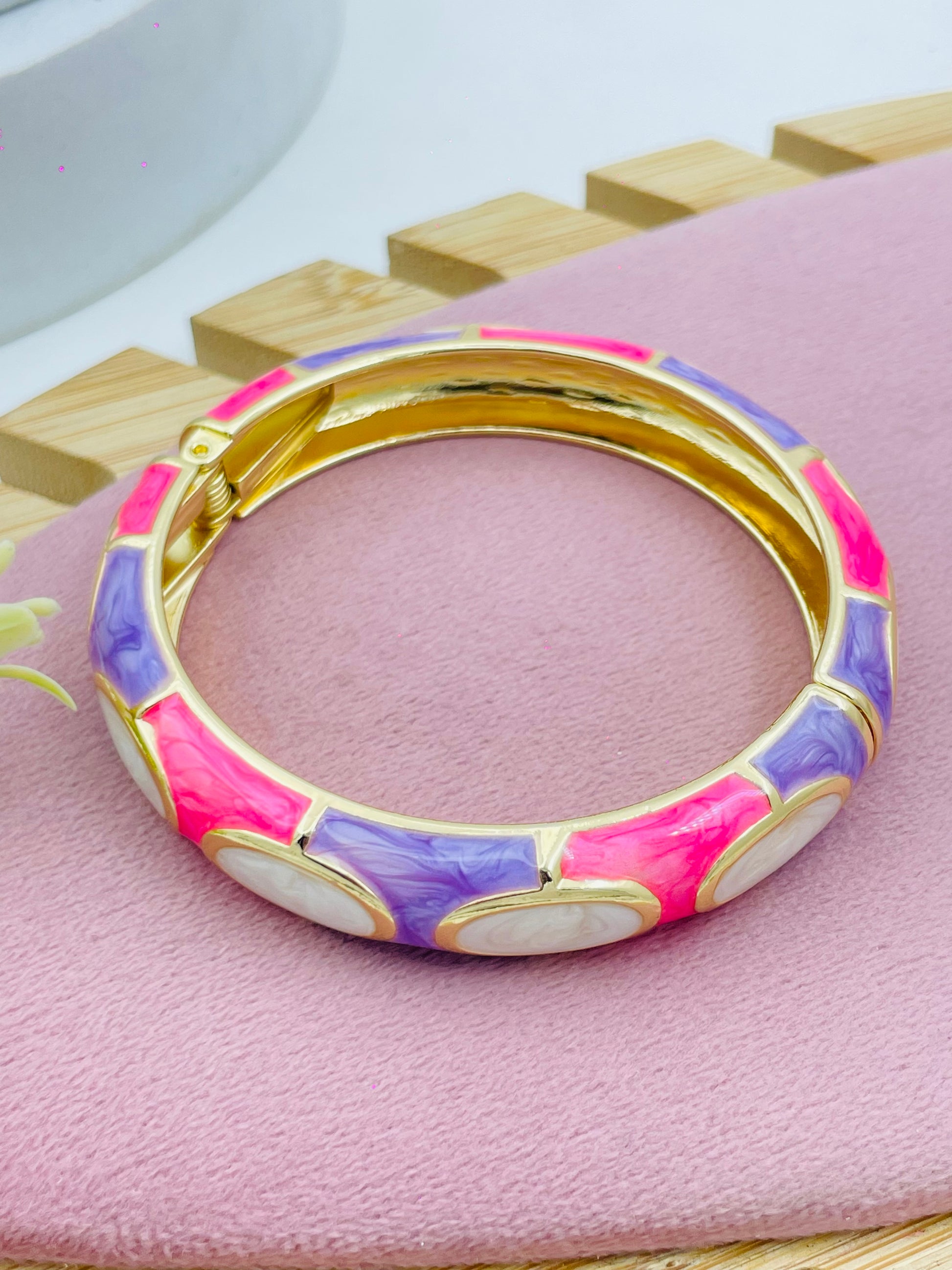 Stylish Colorful Enamel Bangle  Fashion Accessory