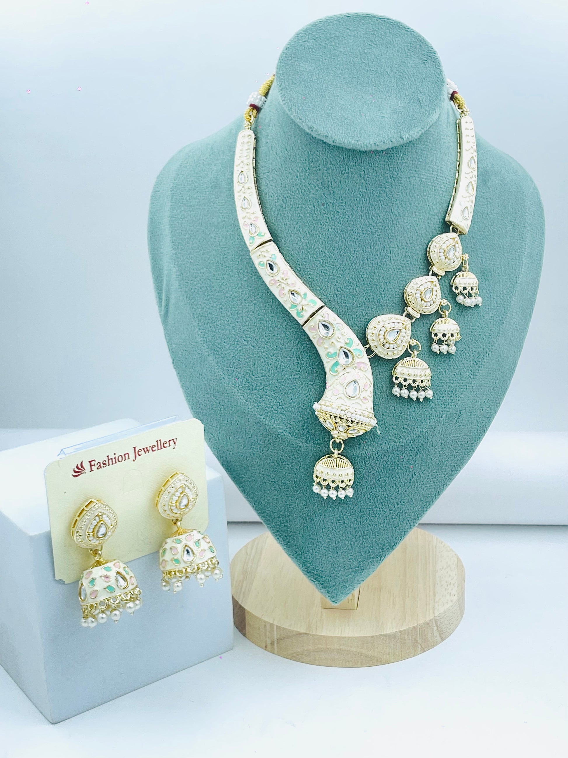 Elegant Gold Plated Necklace and Earring Set