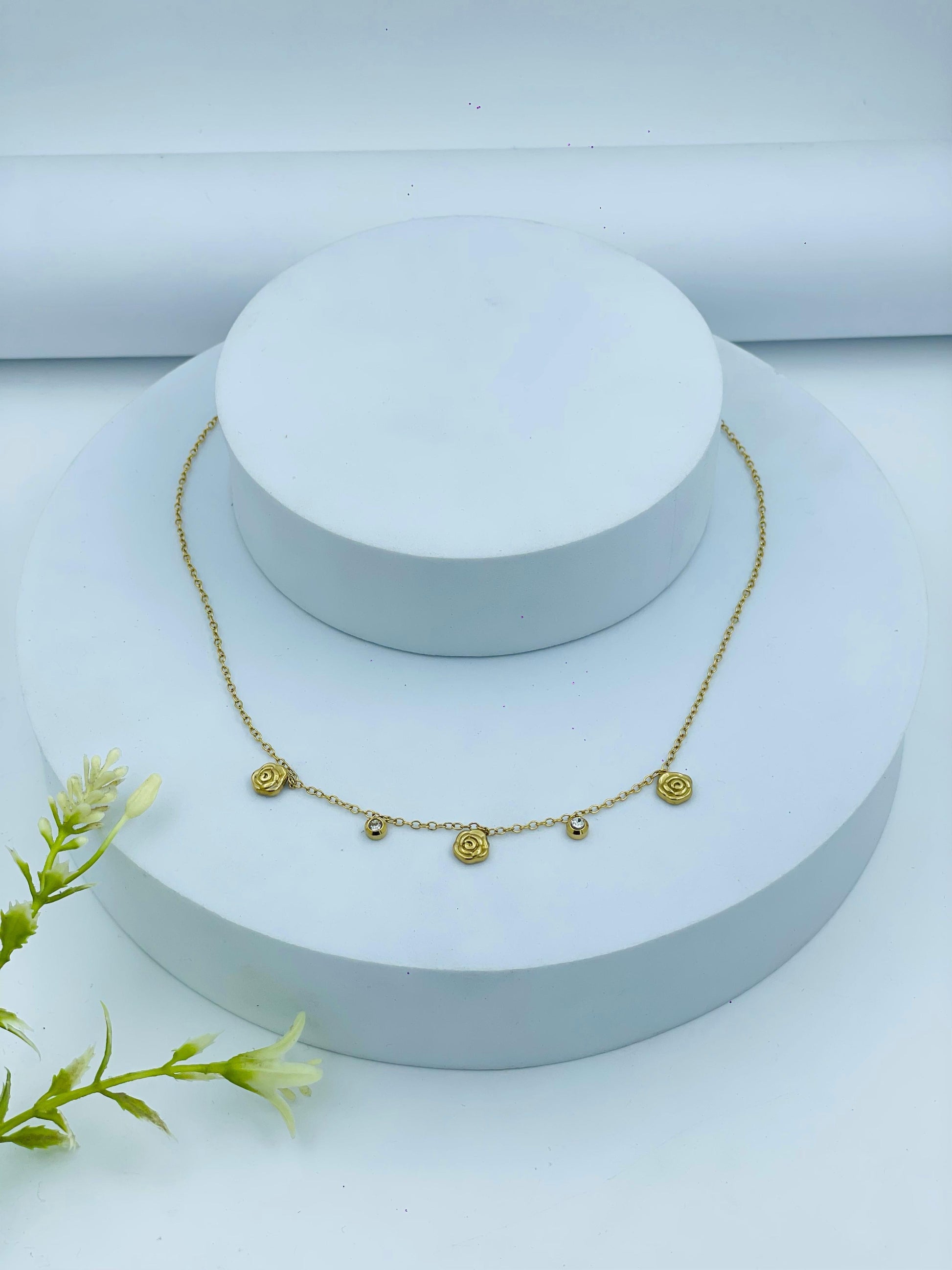 Elegant Gold Spiral Pendant Necklace with Gemstones