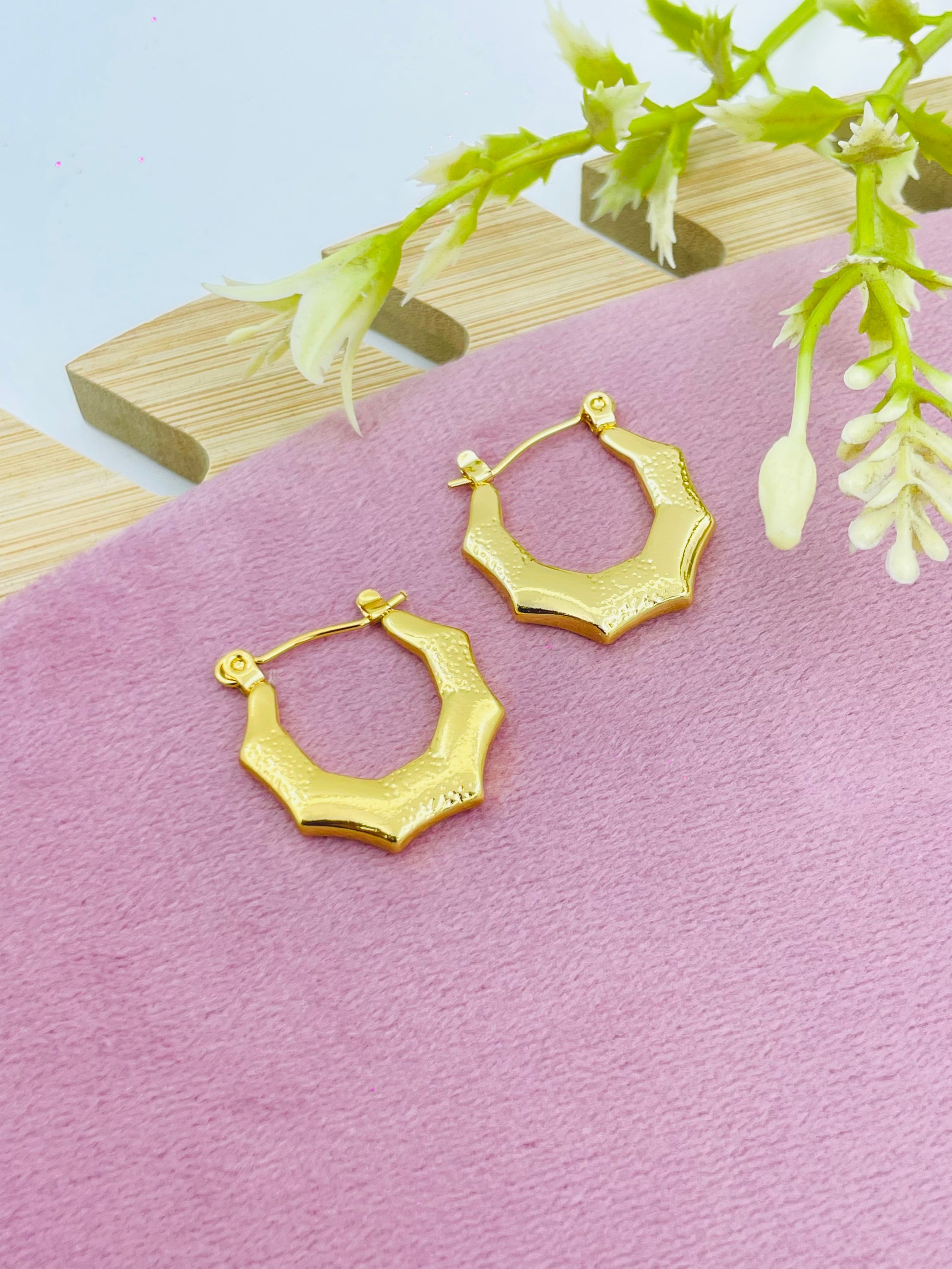 Elegant Gold Hexagonal Hoop Earrings  Stylish Jewelry