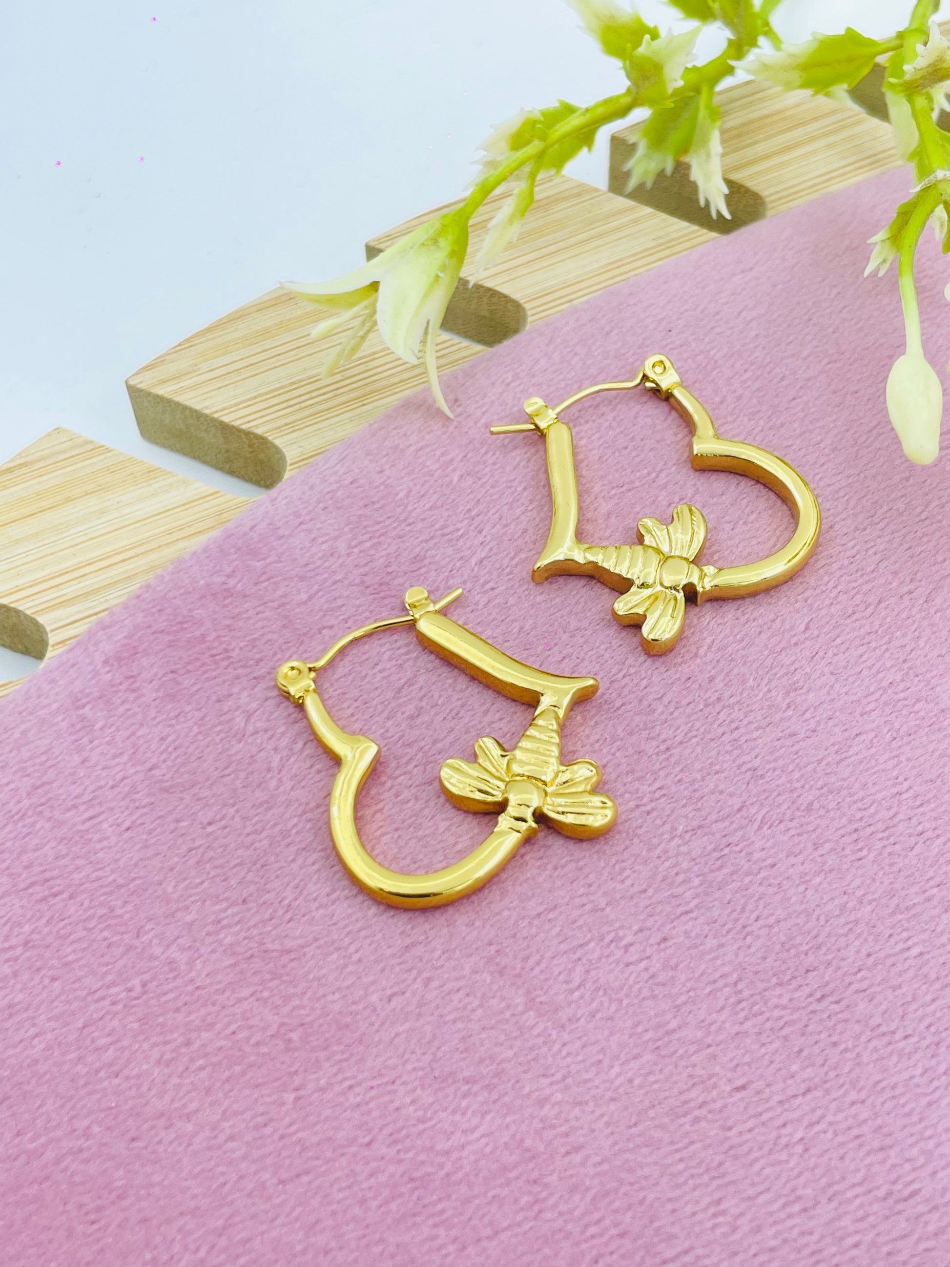 Elegant Gold Butterfly Hoop Earrings