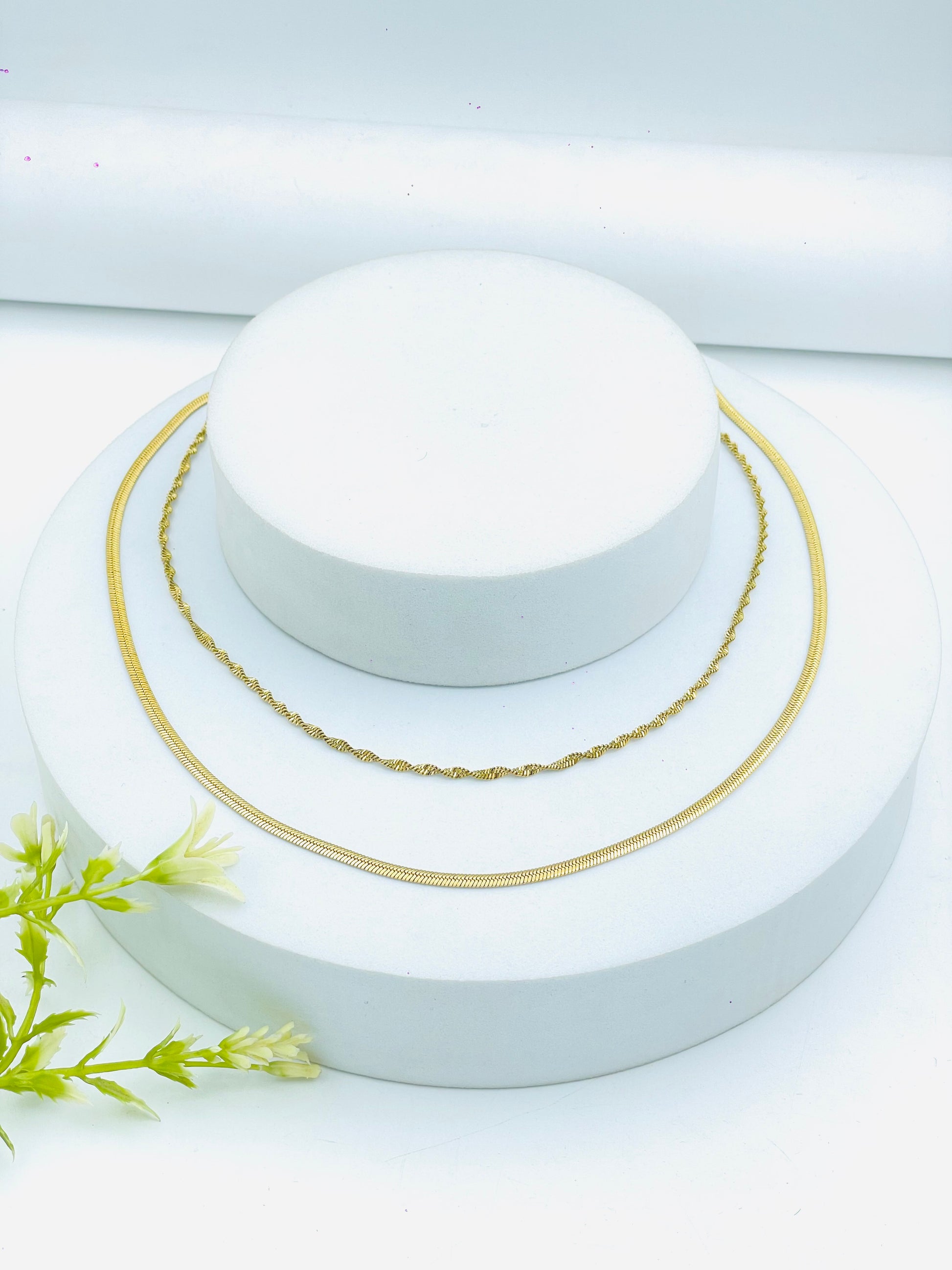 Elegant Gold Necklace Set  Timeless Jewelry Collection