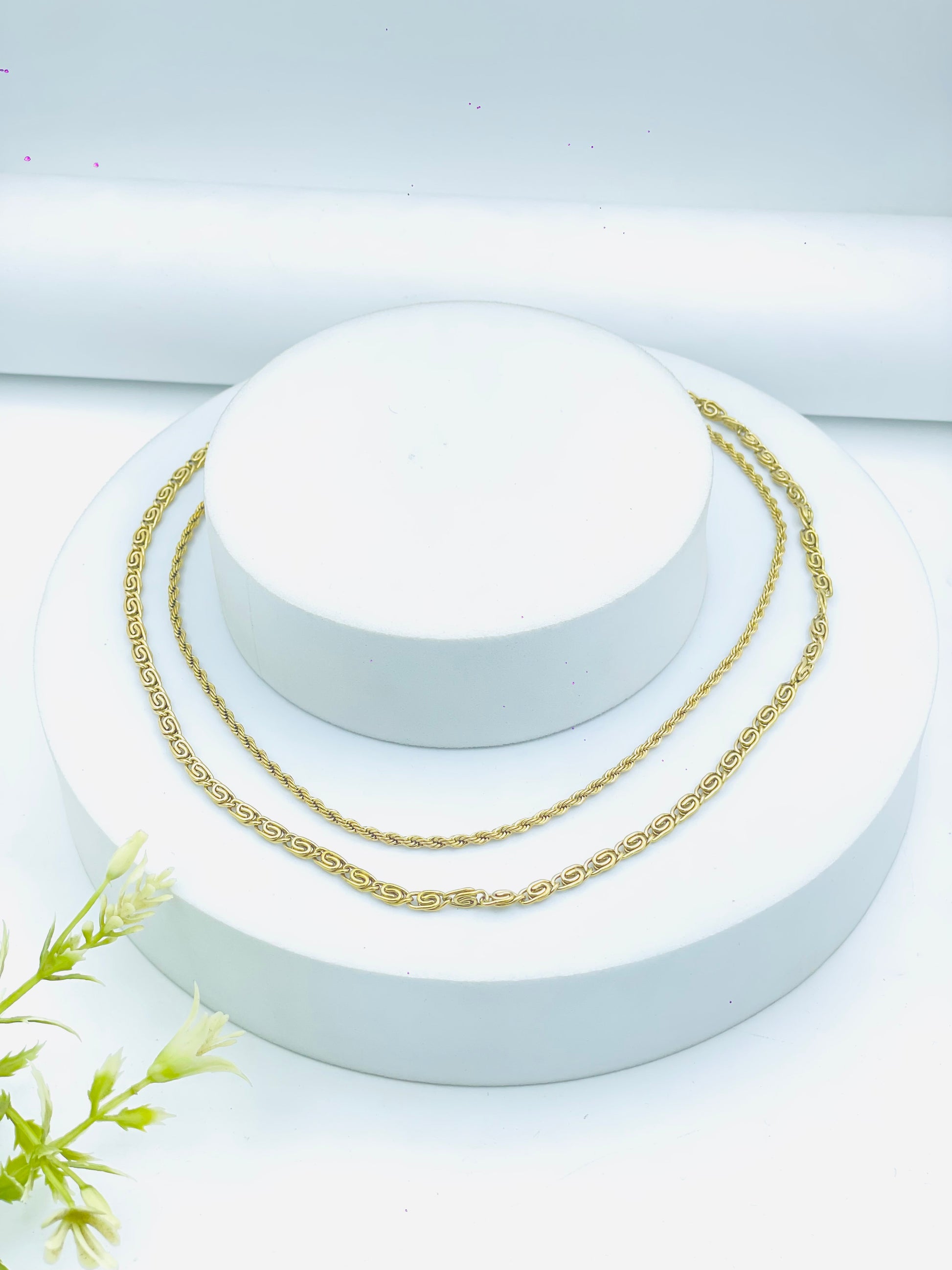 Elegant Gold Chain Necklace  Stylish and Timeless
