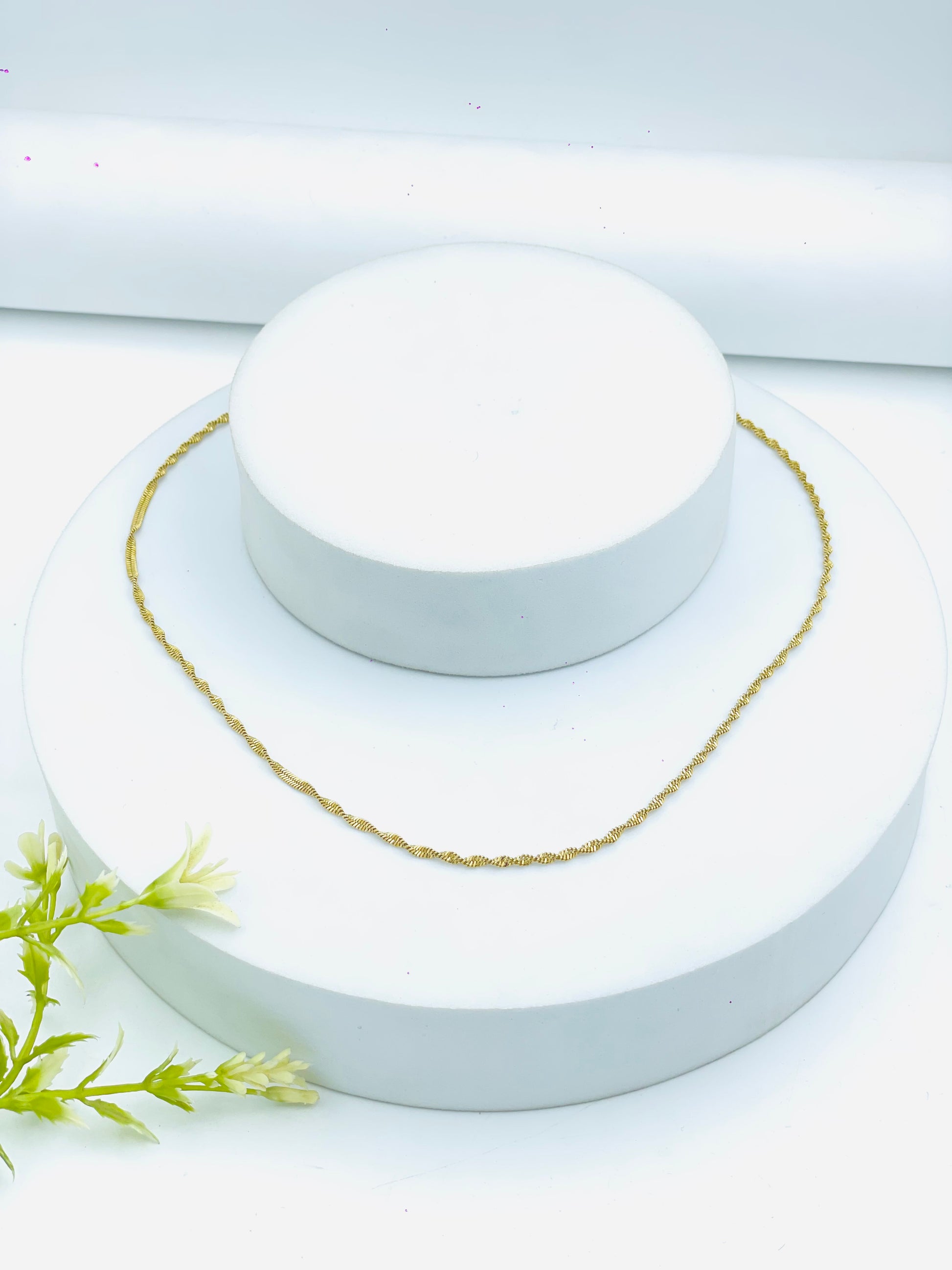 Elegant Gold Rope Chain Necklace