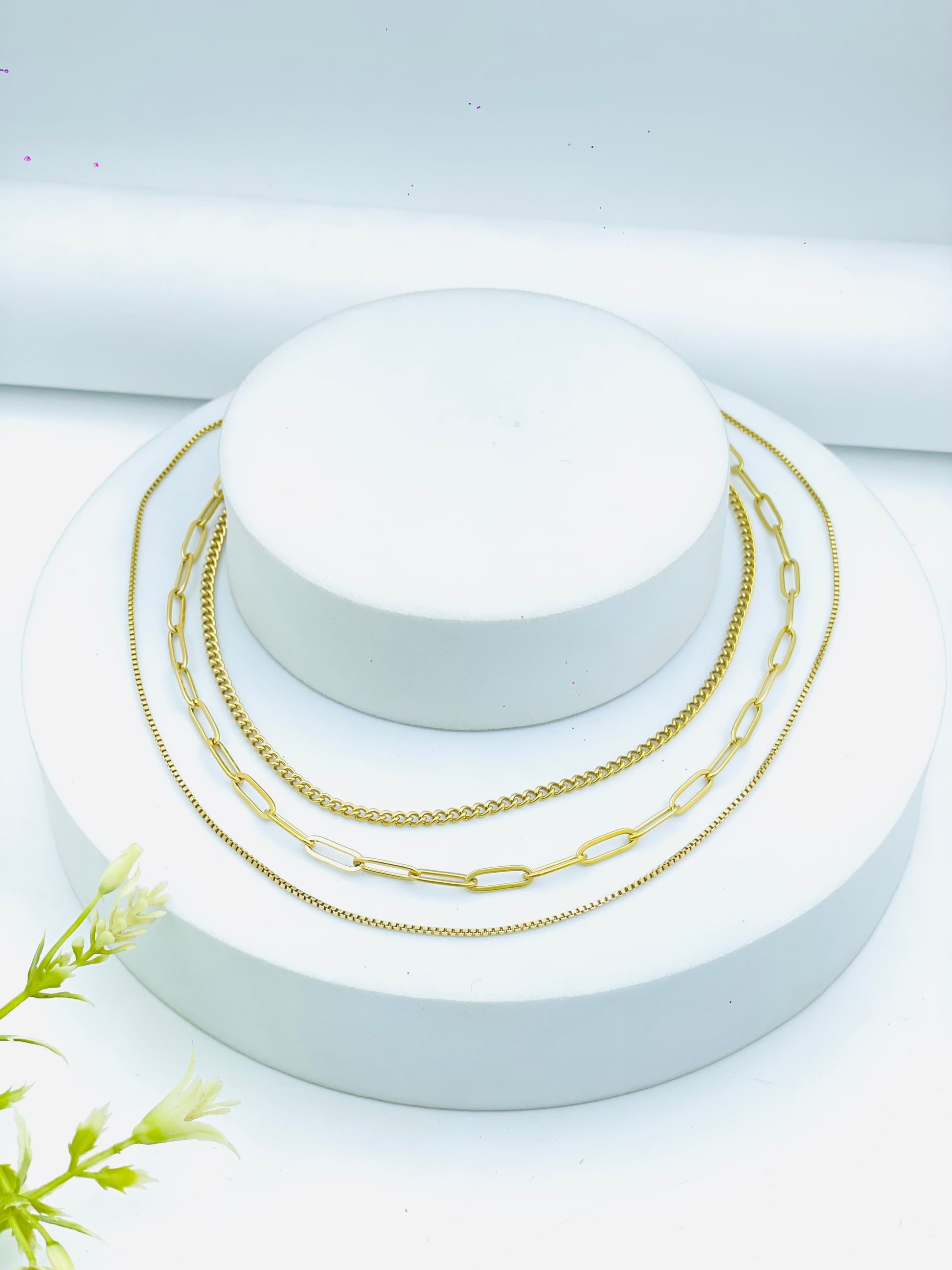 Stylish Layered Gold Chain Necklace