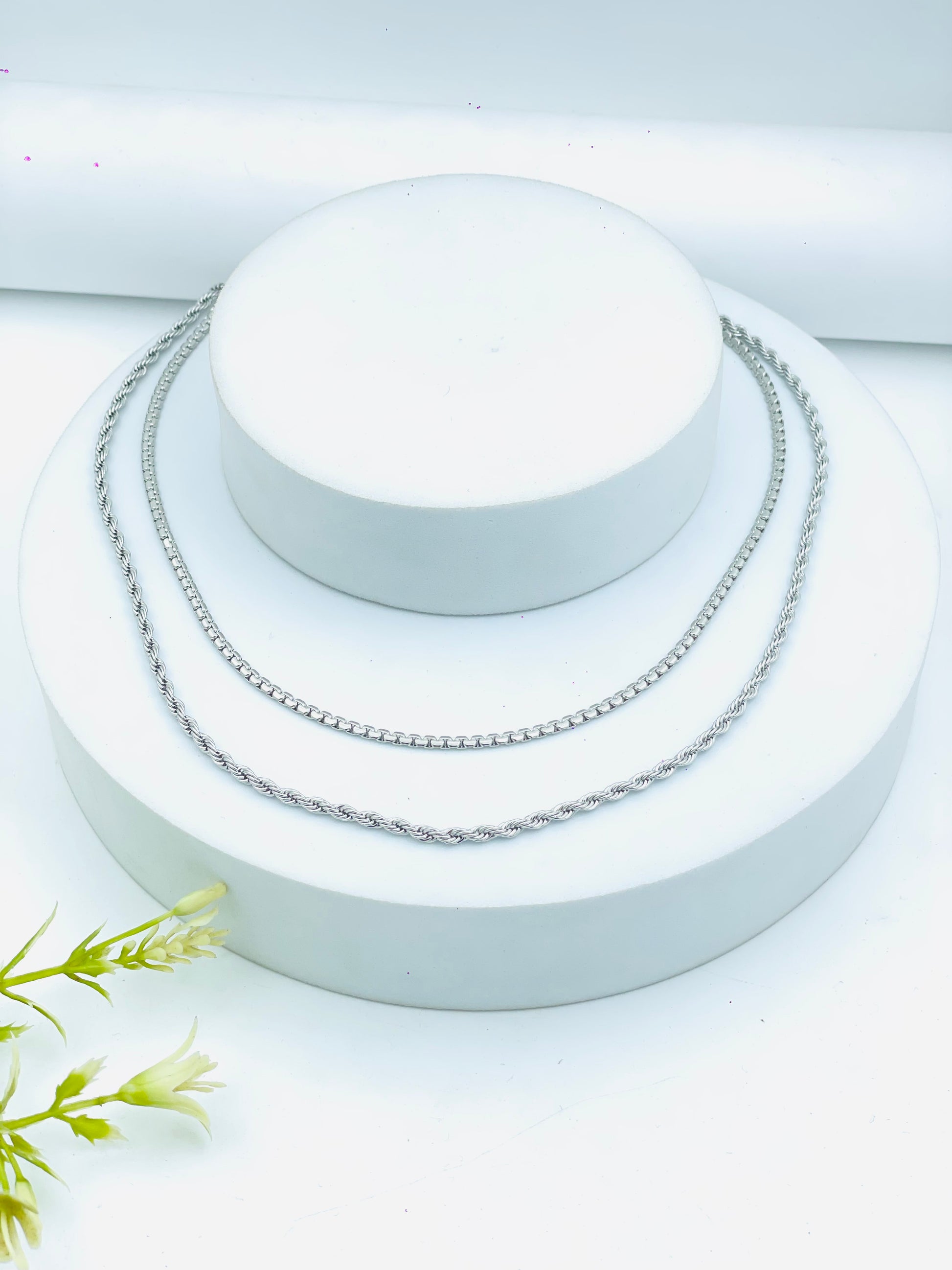 Elegant Silver Chain Necklace Set  Timeless Style