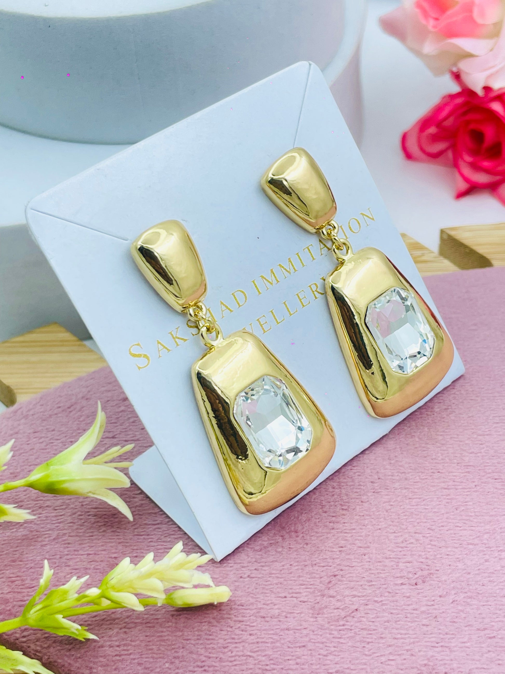 Elegant Gold Plated Earrings with Crystal
