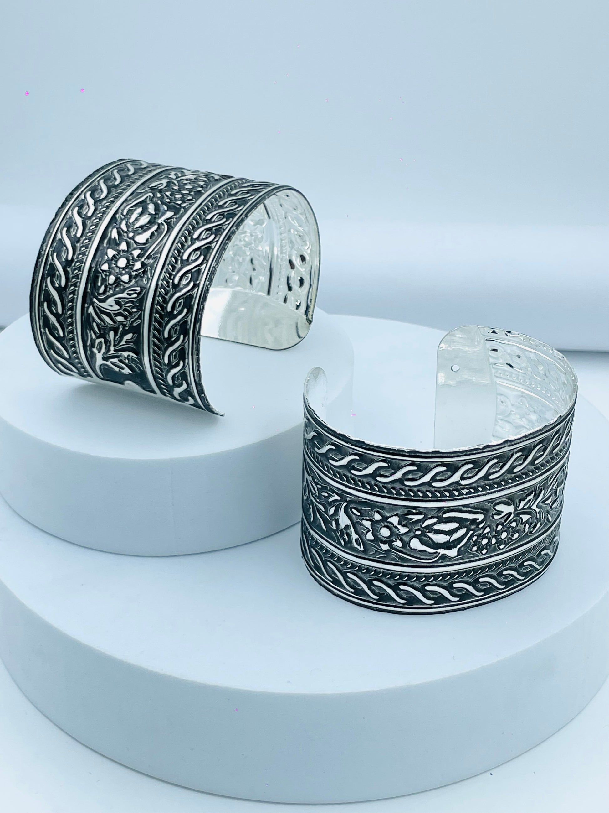 Elegant Intricate Silver Cuff Bracelets for Stylish Accessorizing 1 piece