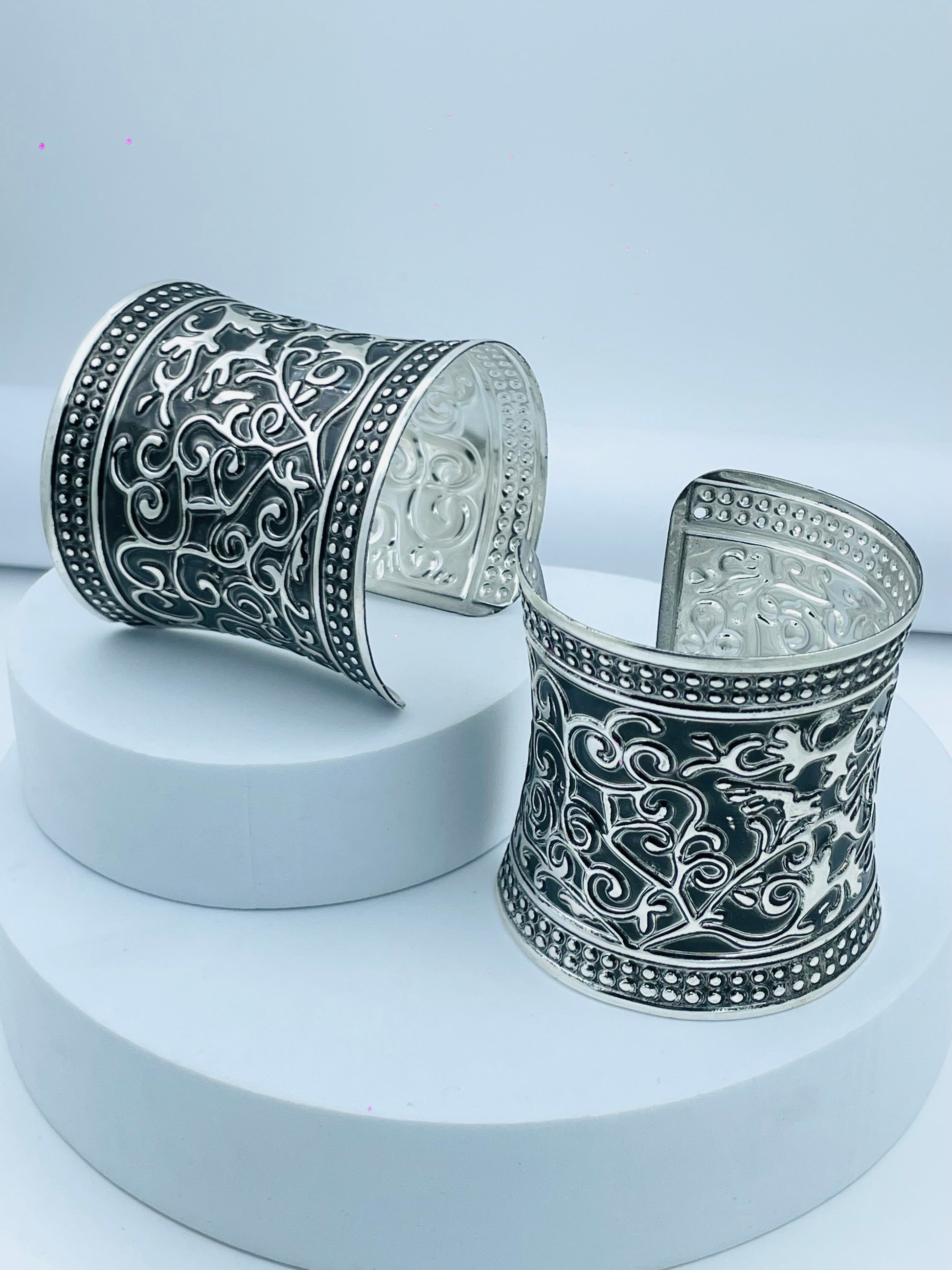 Elegant Silver Engraved Cuff Bracelets 1 piece