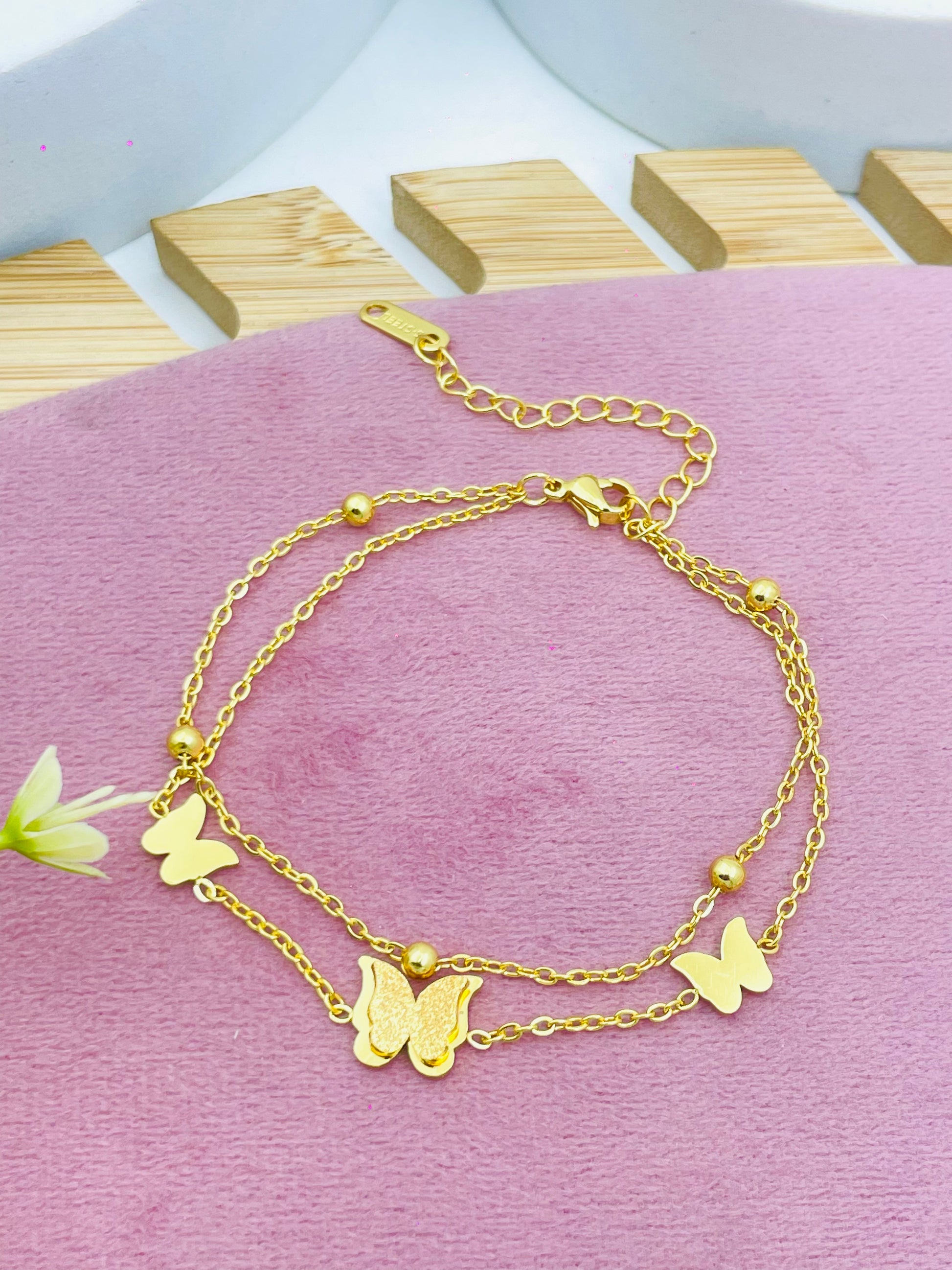 Elegant Gold Butterfly Chain Bracelet
