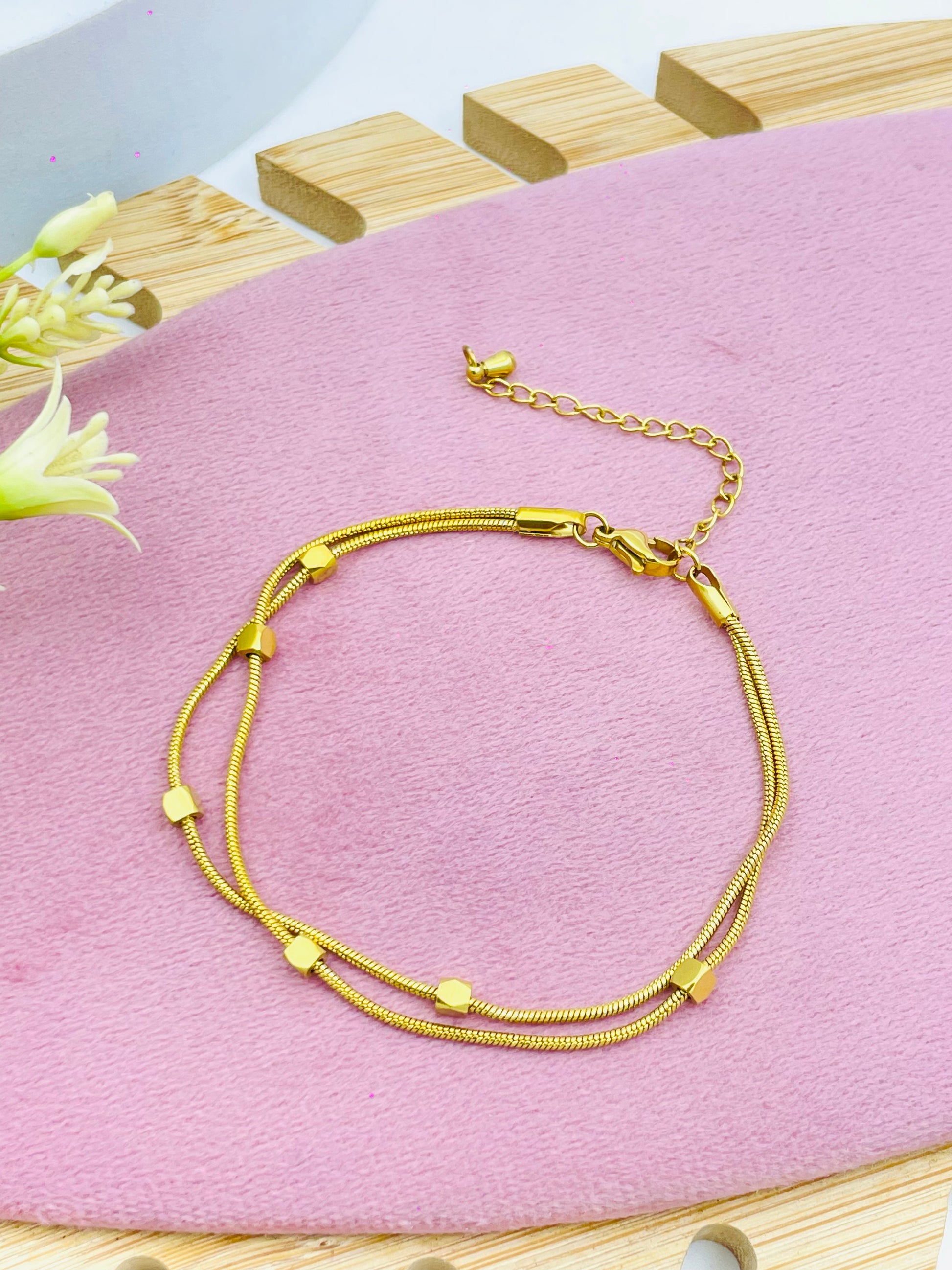 Stylish Gold Layered Anklet for Women