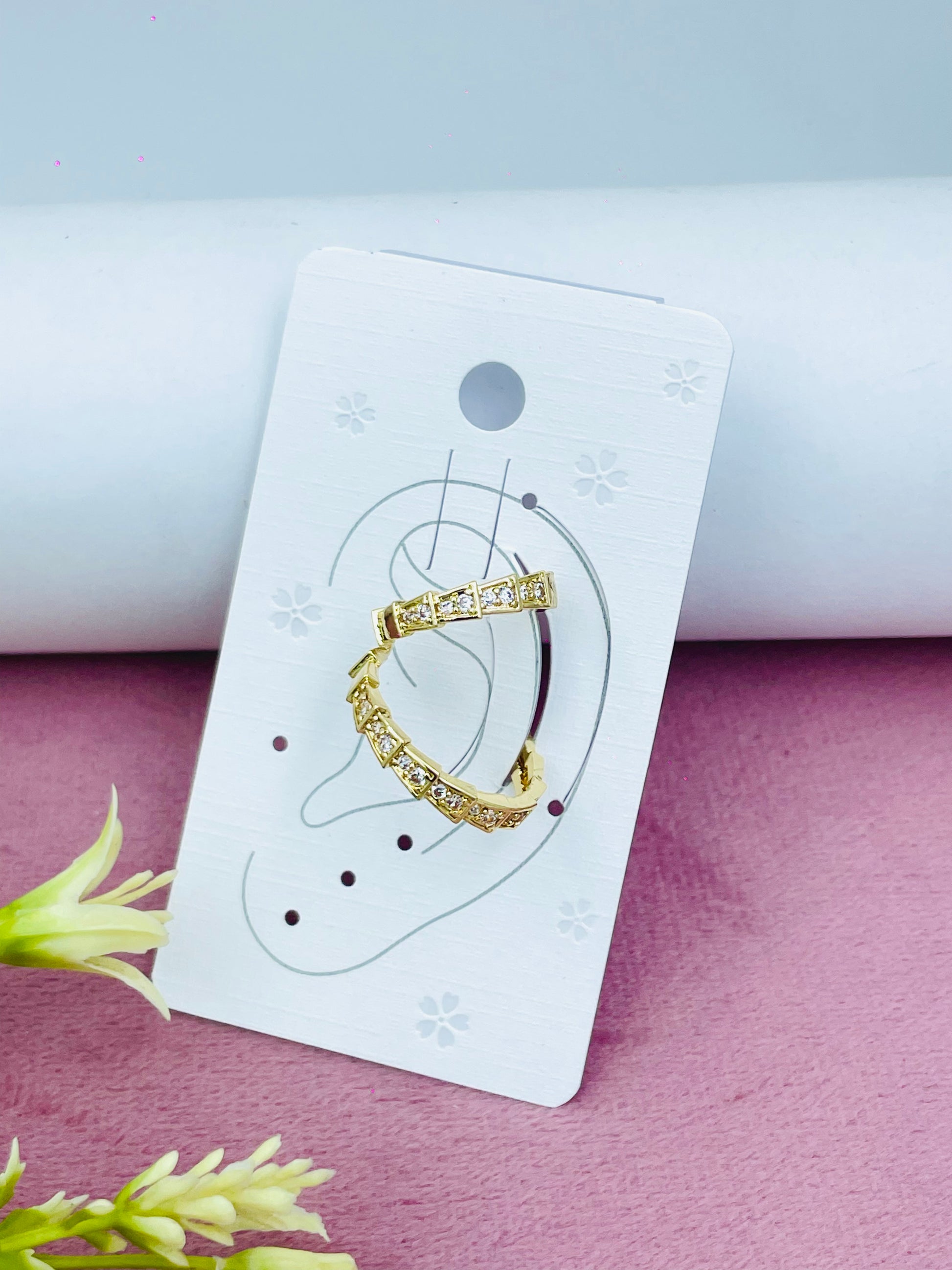 Elegant Gold Textured Hoop Earrings