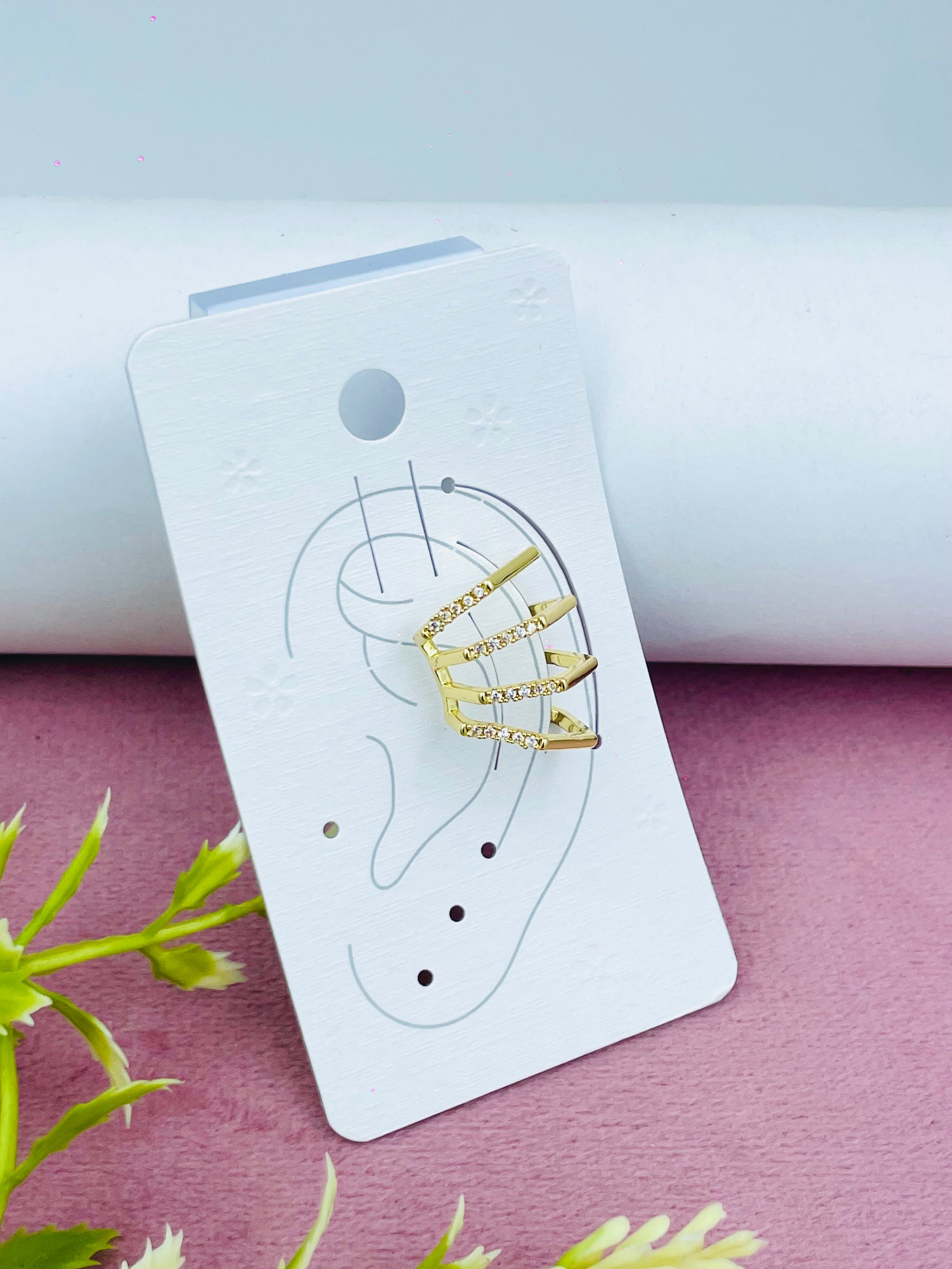 Stylish Gold Cage Ear Cuff for All Occasions