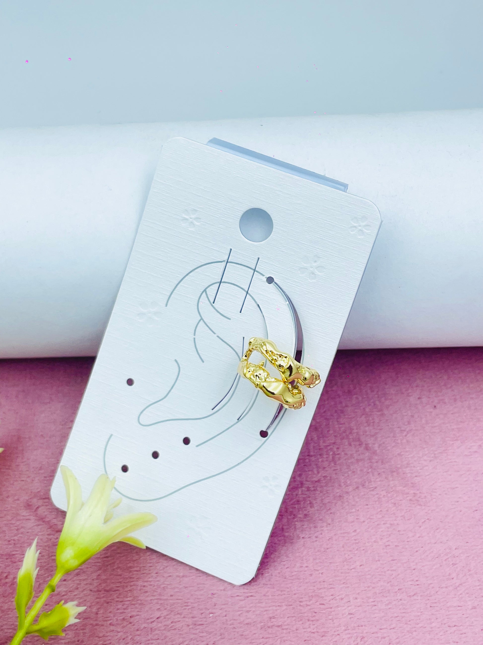 Elegant Gold Ear Cuff  Fashion Jewelry