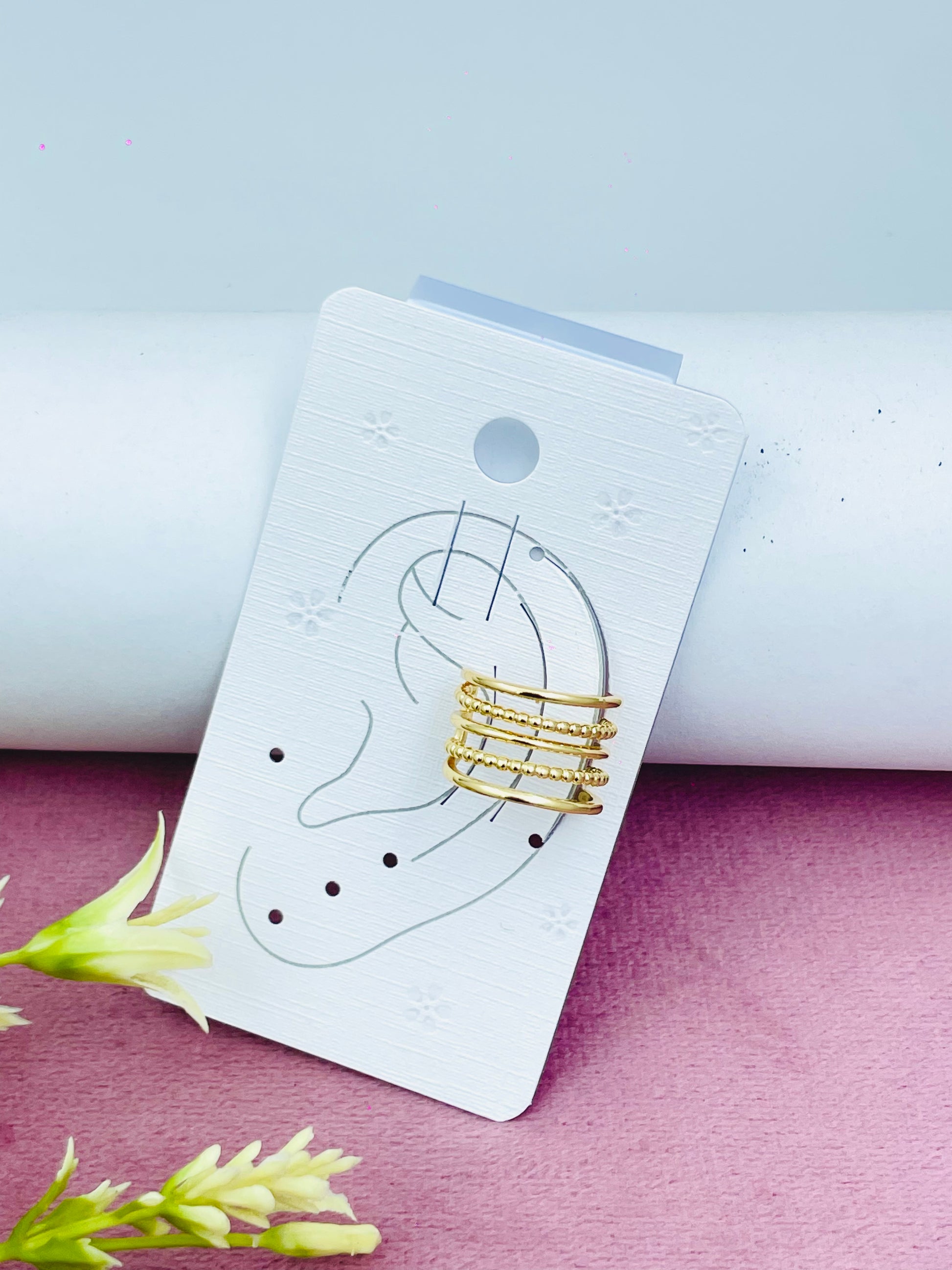 Elegant Gold Spiral Ear Cuff Jewelry