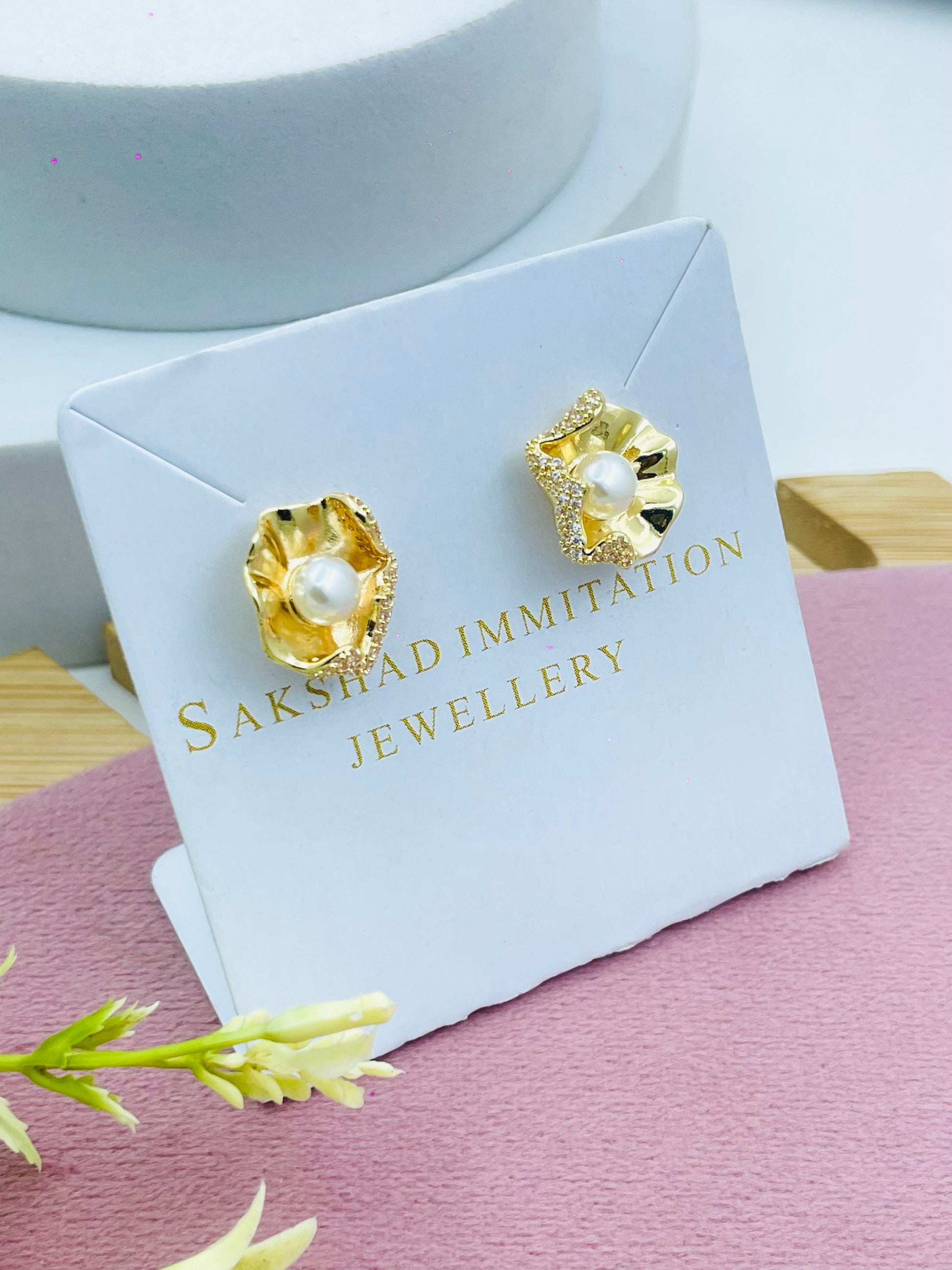 Saksad Imitation Pearl and Gold Earrings  Elegant Jewelry