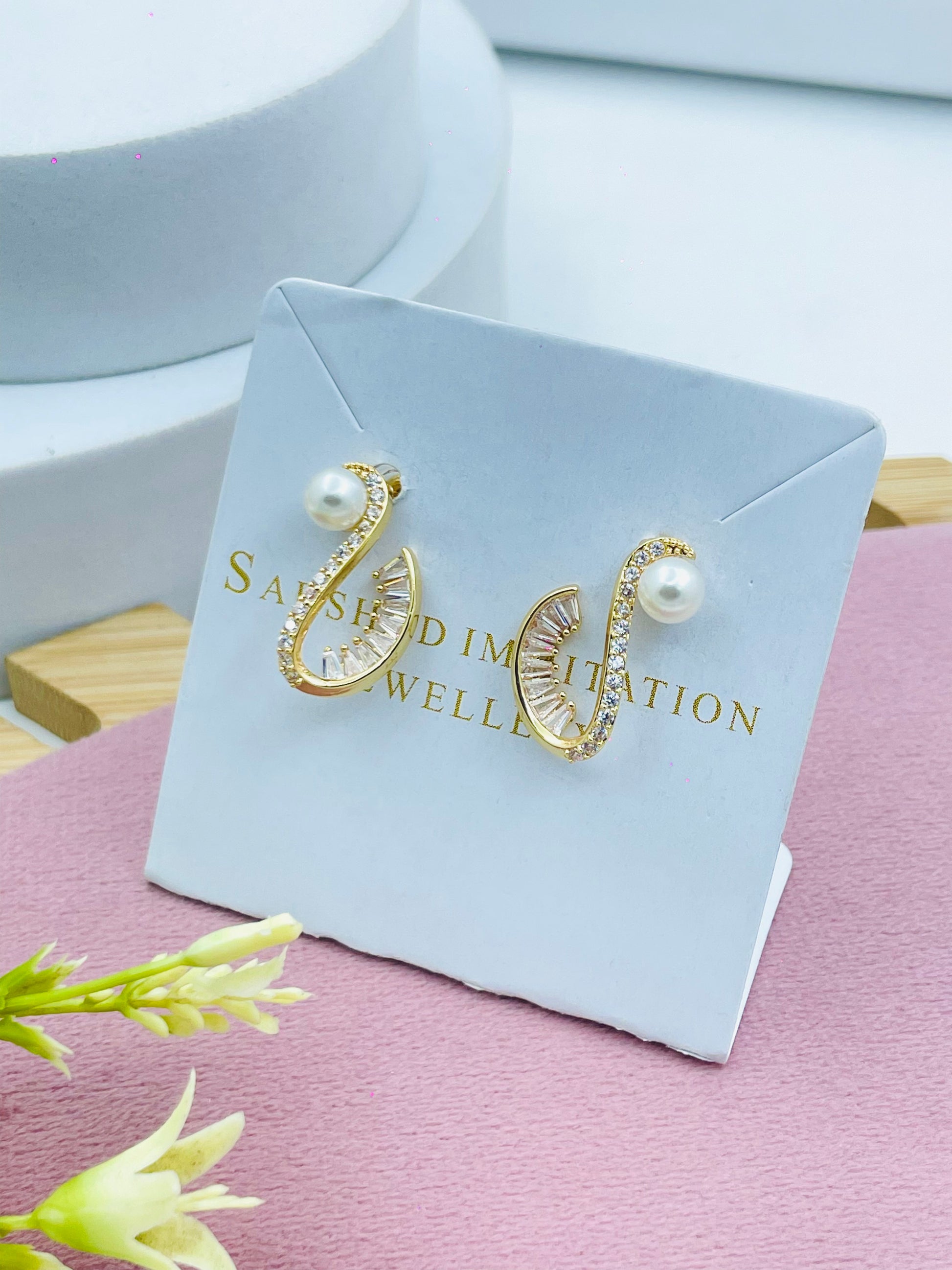 Elegant Gold Pearl Hoop Earrings  Fashion Jewelry