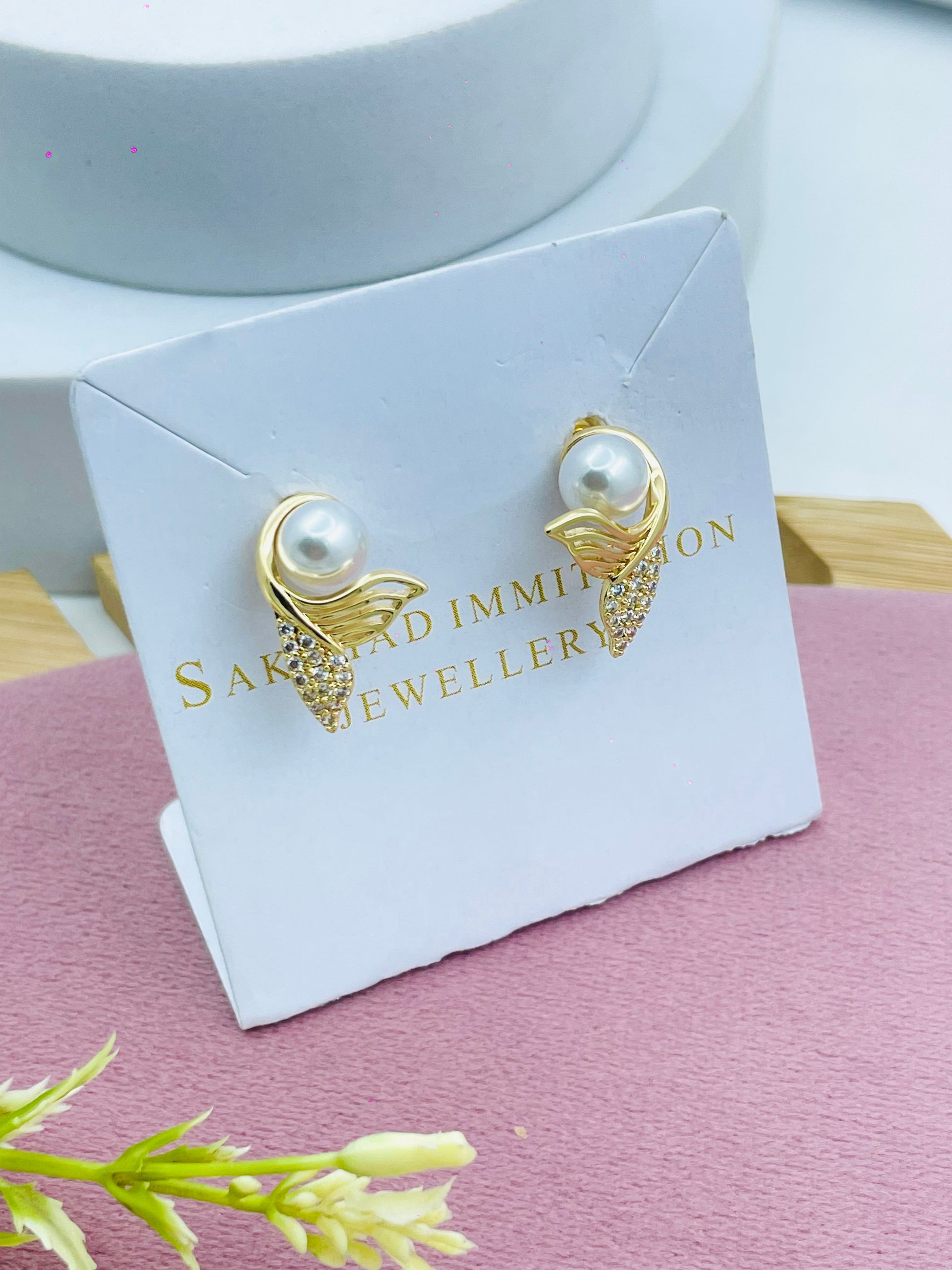 Elegant Gold Pearl Stud Earrings