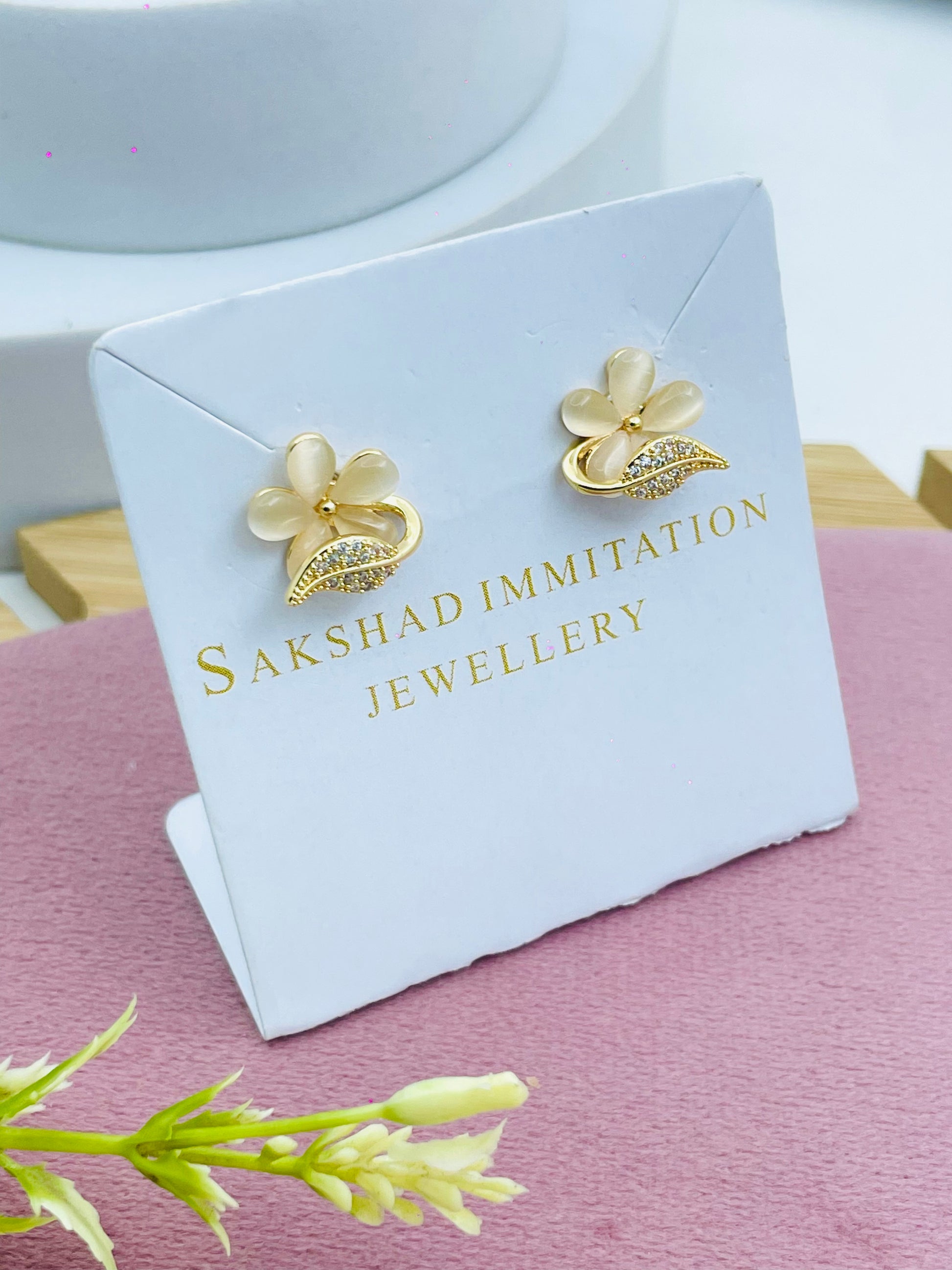 Elegant Floral Goldtone Earrings for Stylish Looks