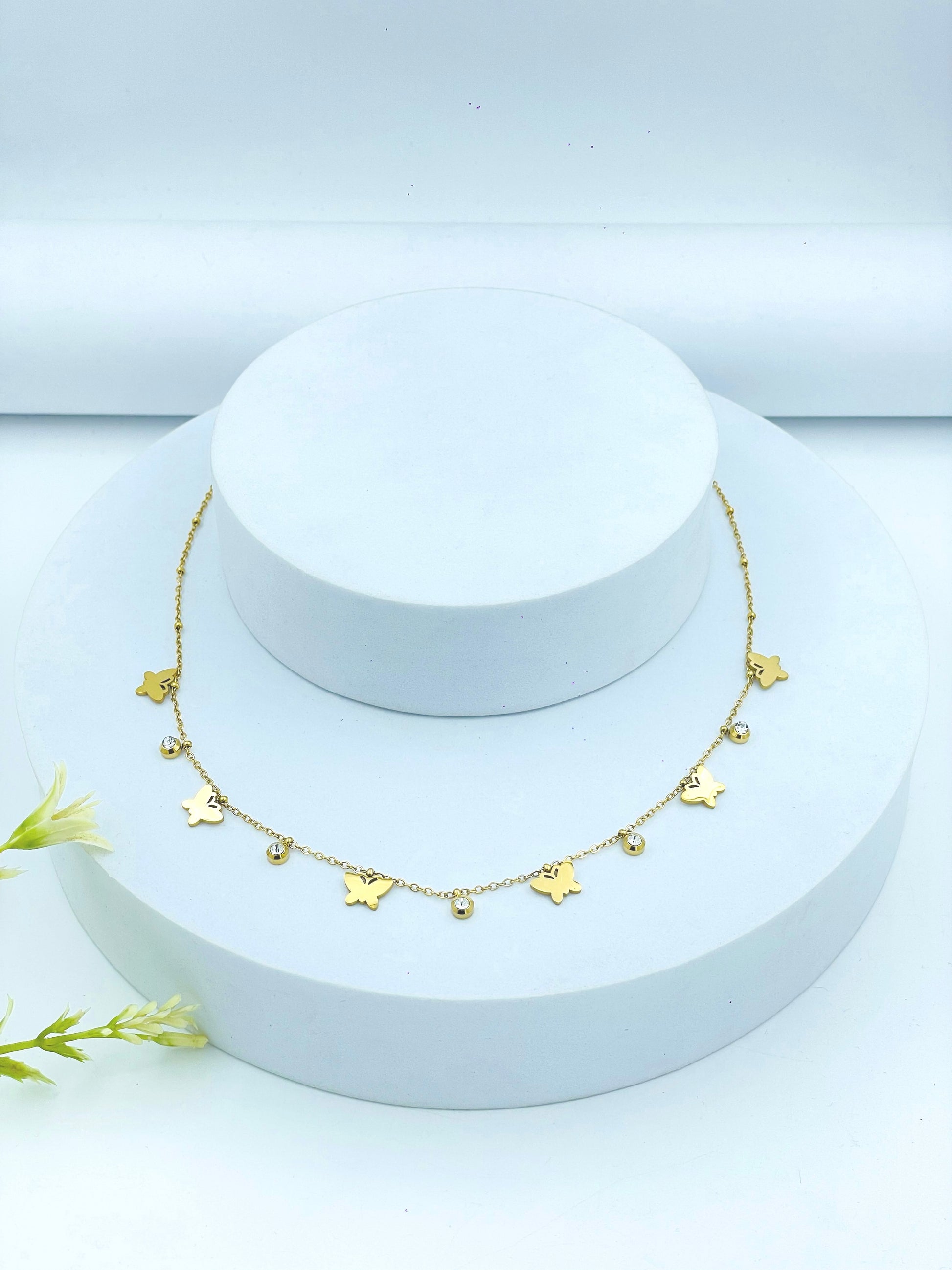Gold Star Charm Necklace  Elegant Jewelry