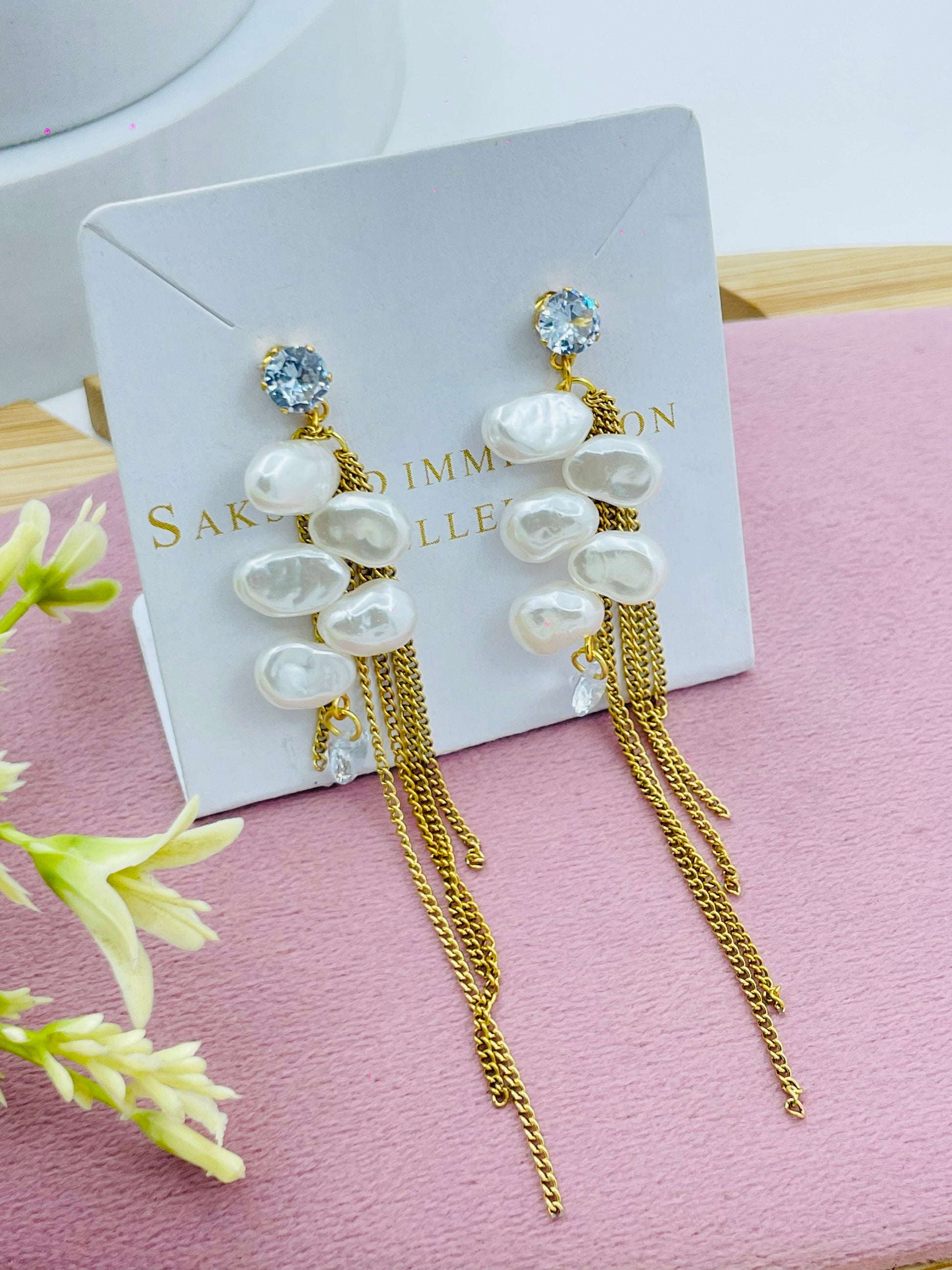 Elegant Pearl and Gold Dangle Earrings