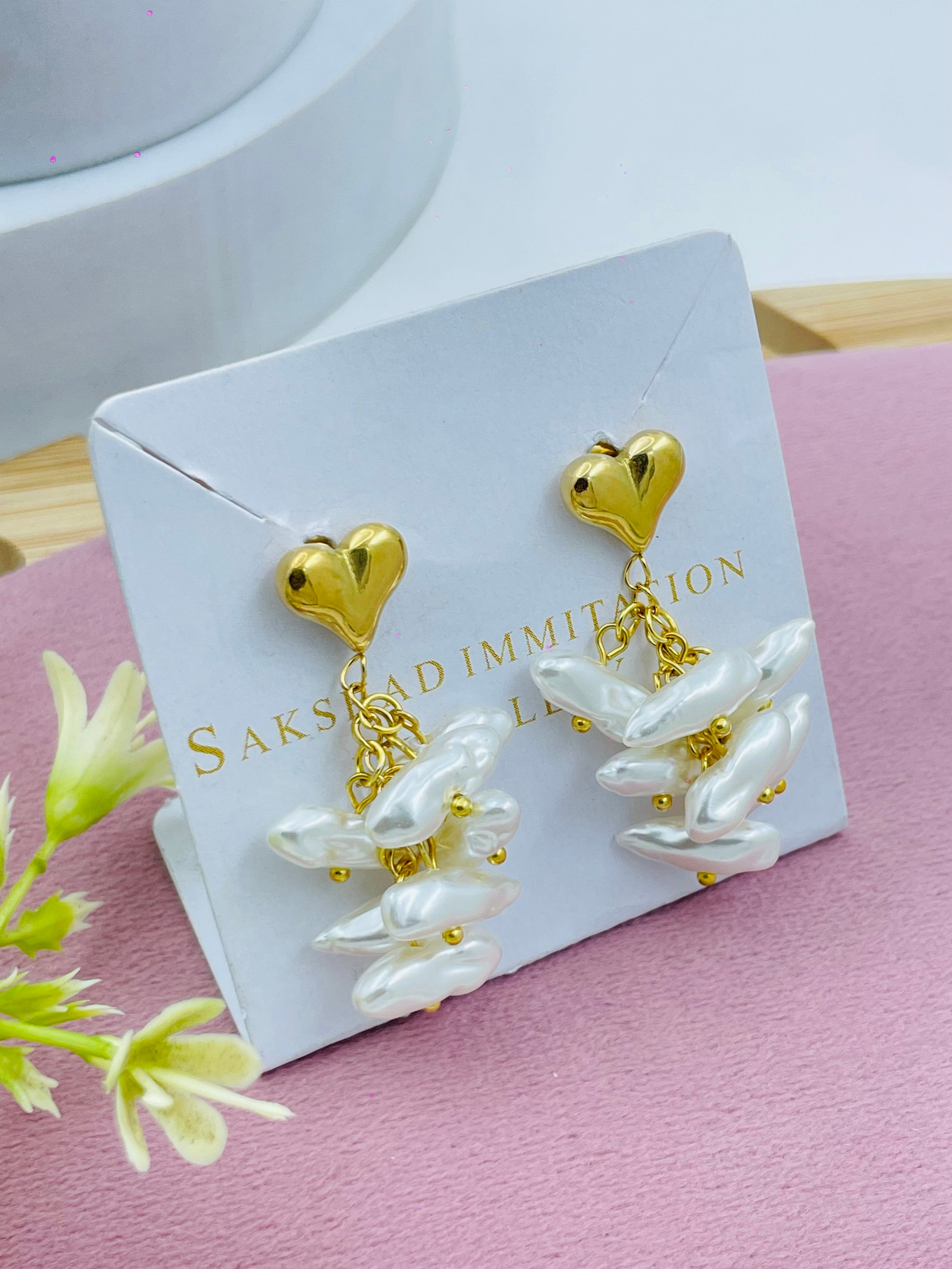 Elegant HeartShaped Gold Pearl Earrings