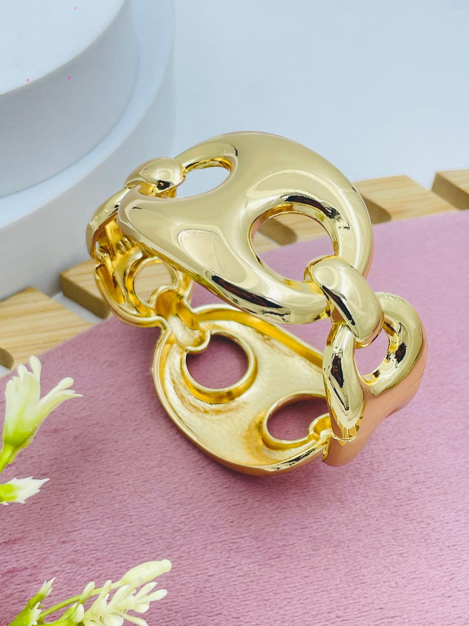 Elegant Gold Chunky Chain Bracelet