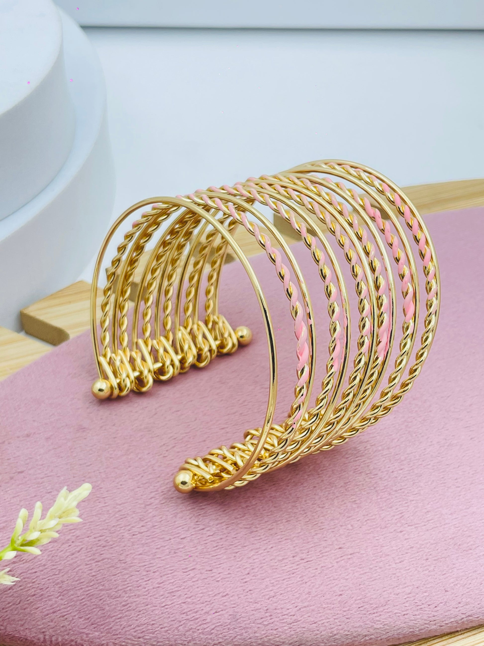 Elegant Golden Twisted Bangle Set for Women